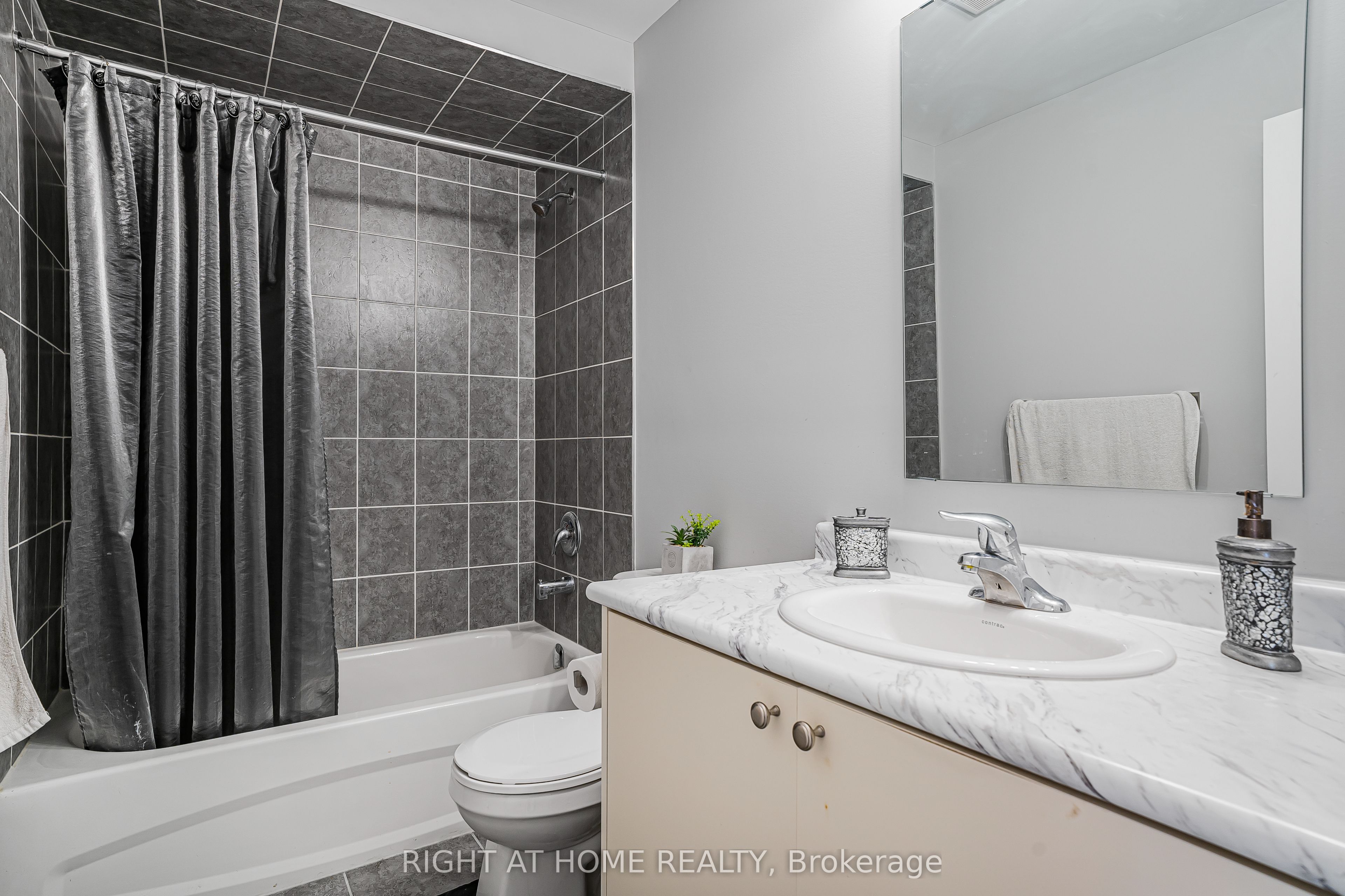 192 Closson Drive Property Photo 10