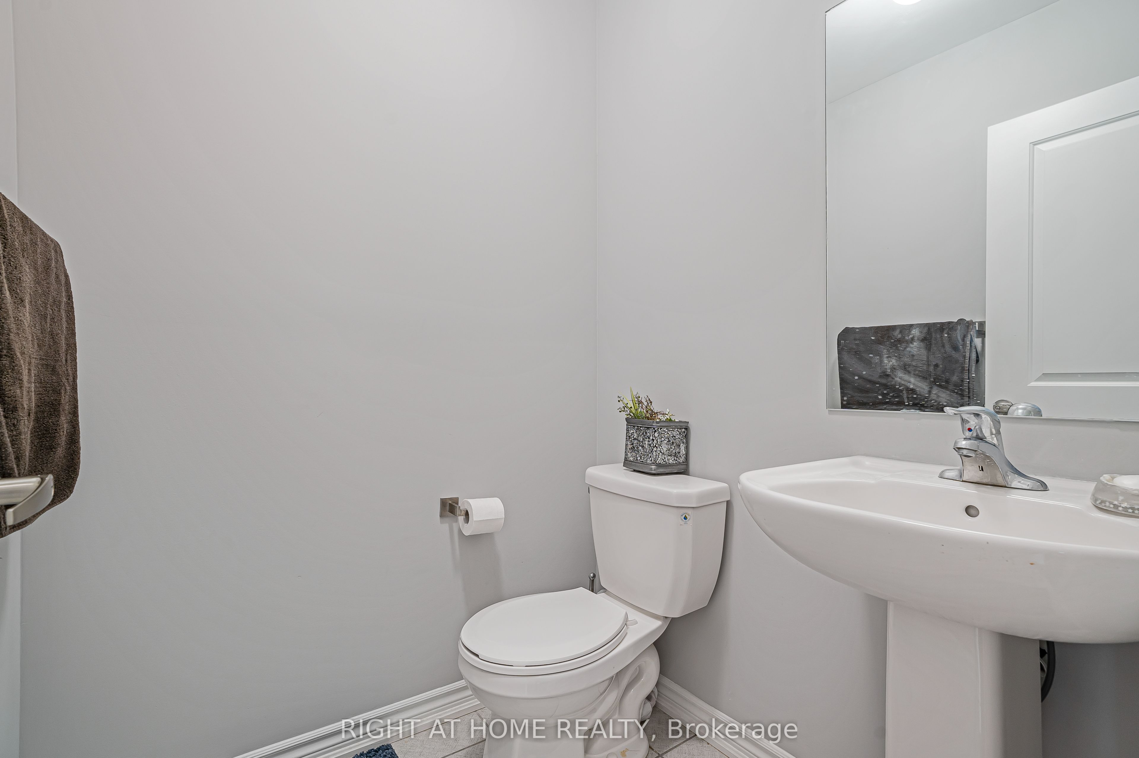 192 Closson Drive Property Photo 22