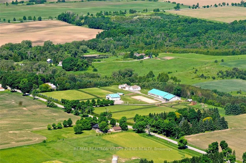 930 Howden Road E Property Photo 1