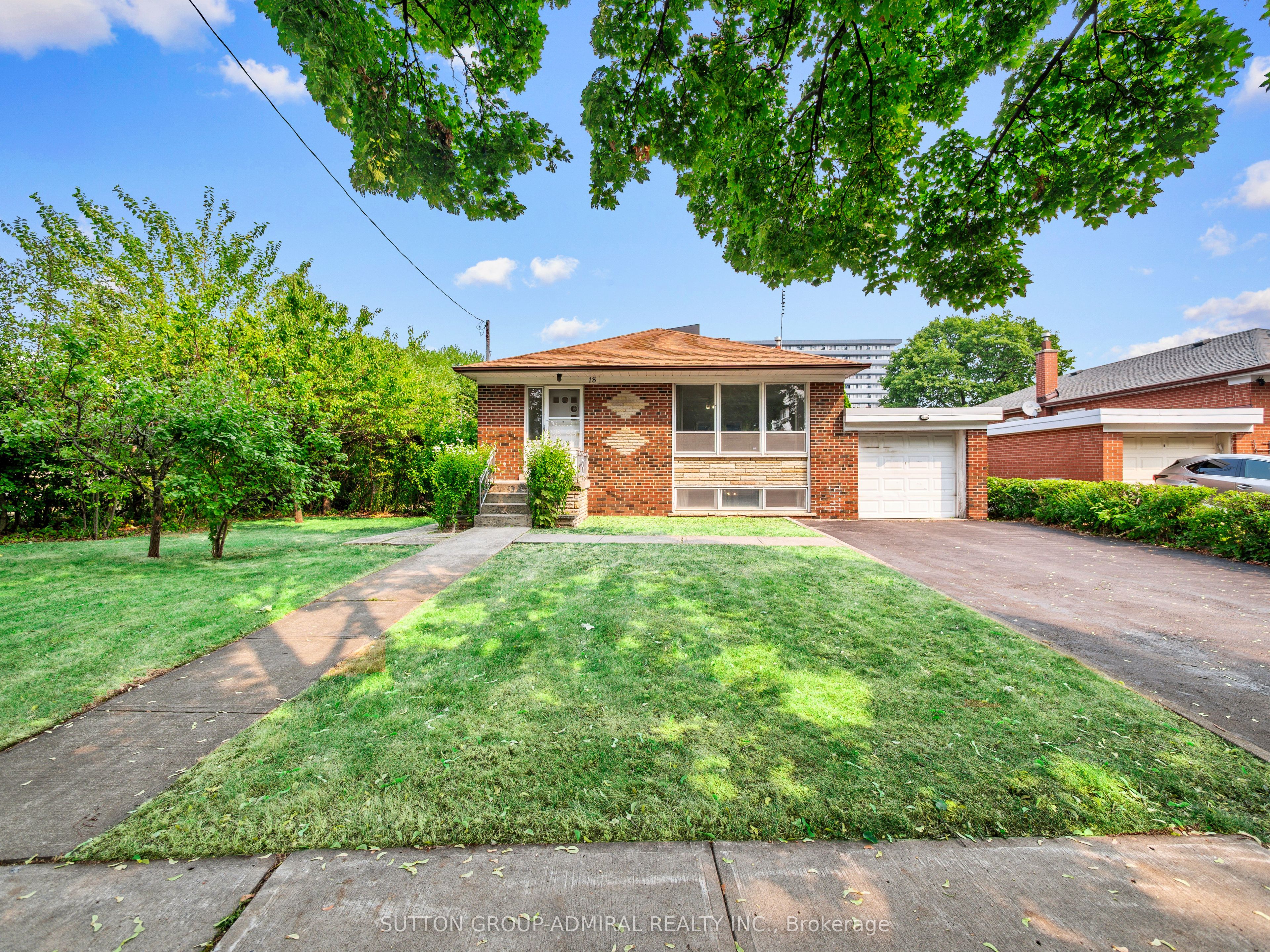 18 Danube Drive Property Photo 1