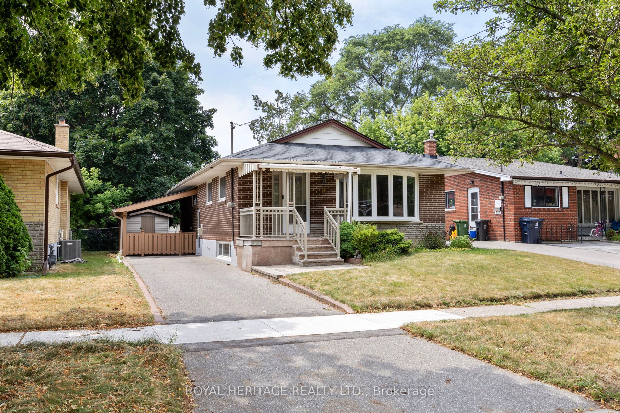 8 Abbeville Road Property Photo 1