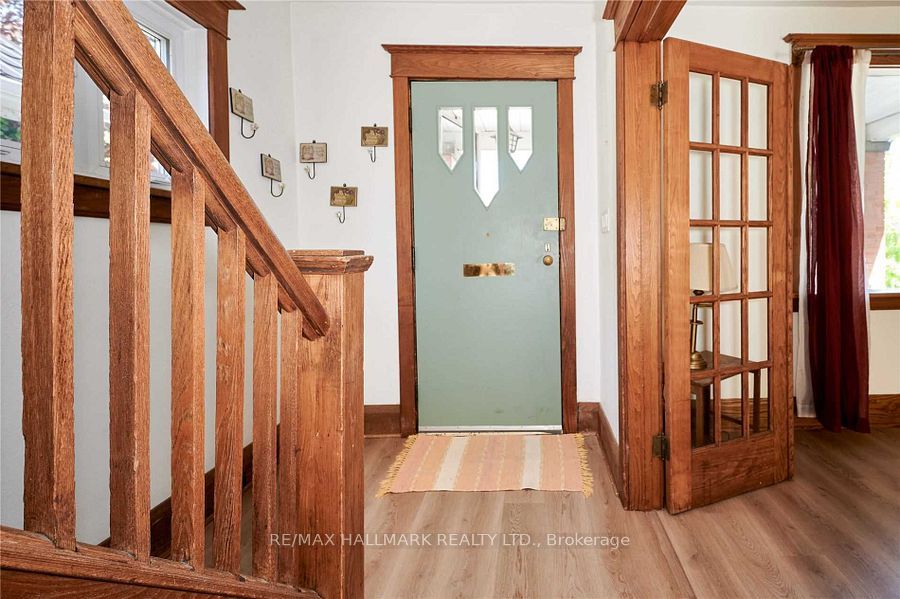 310 Scarborough Road Property Photo 1