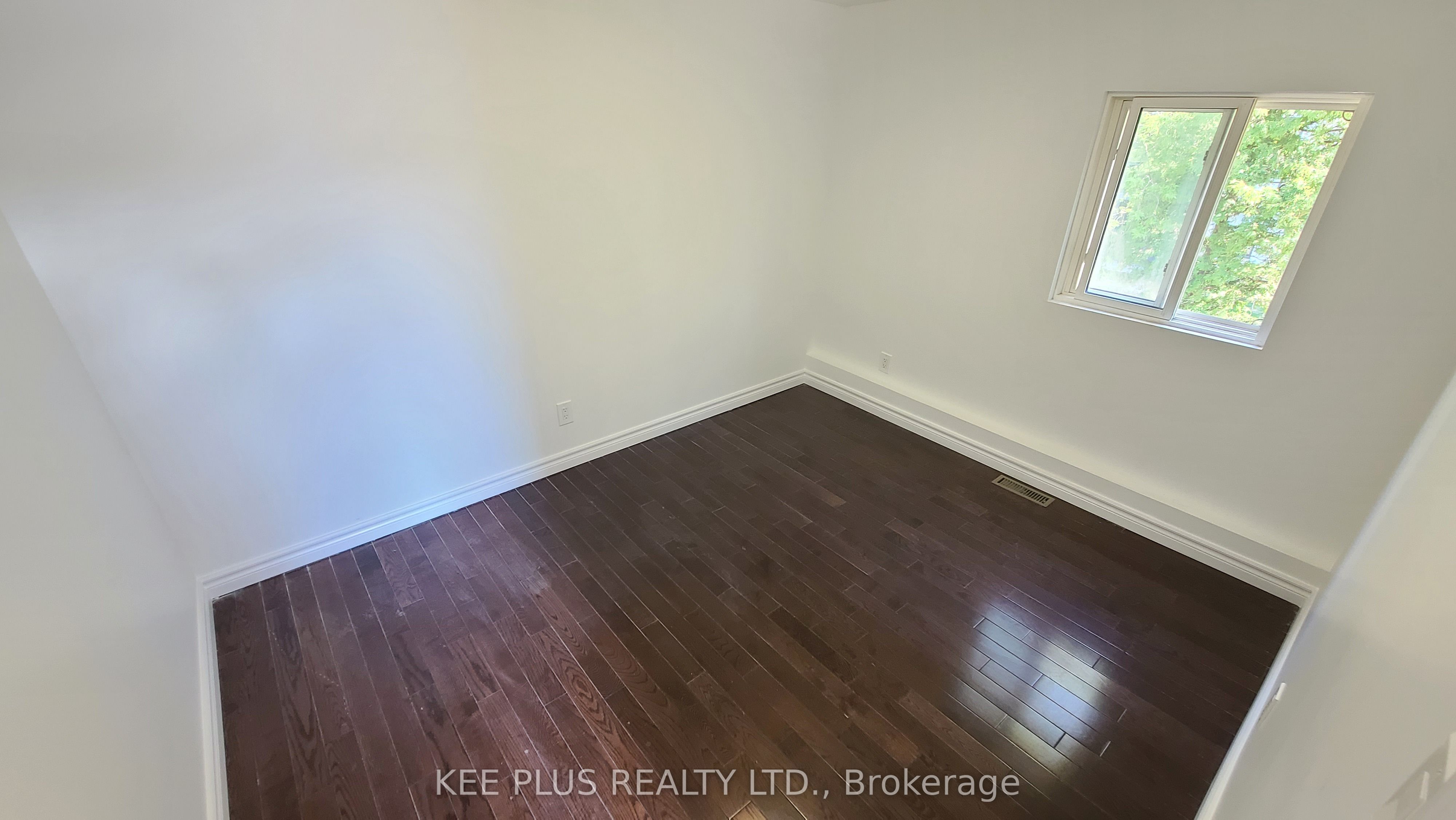 743 Birchmount Road 7A Property Photo 1