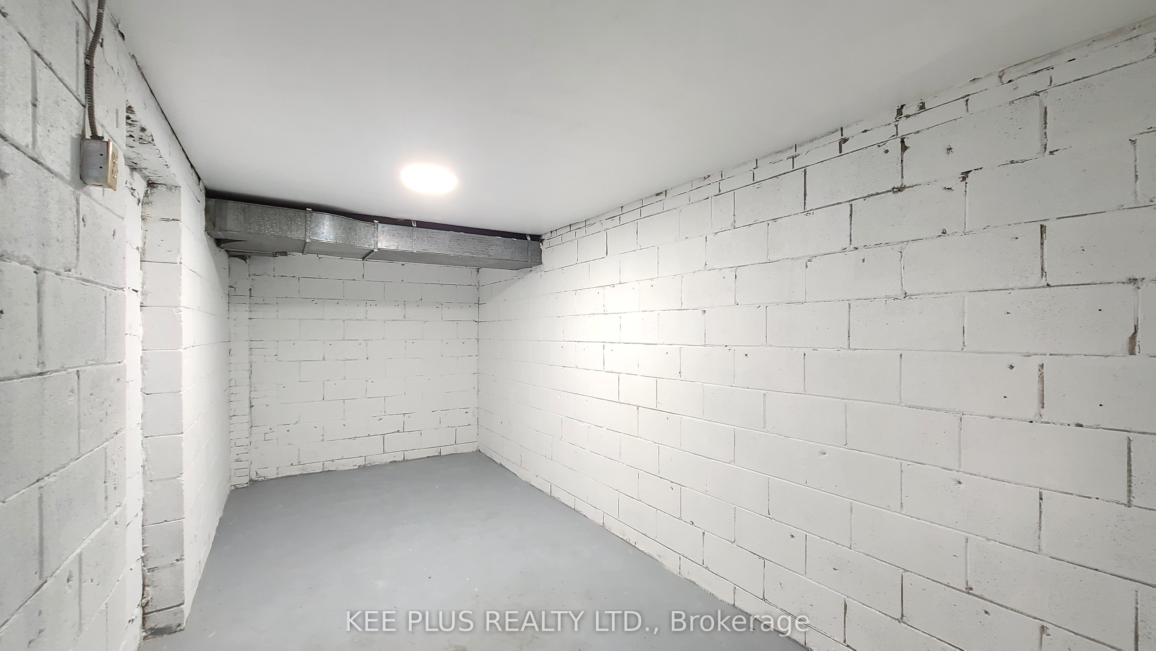 743 Birchmount Road B3 Property Photo 1