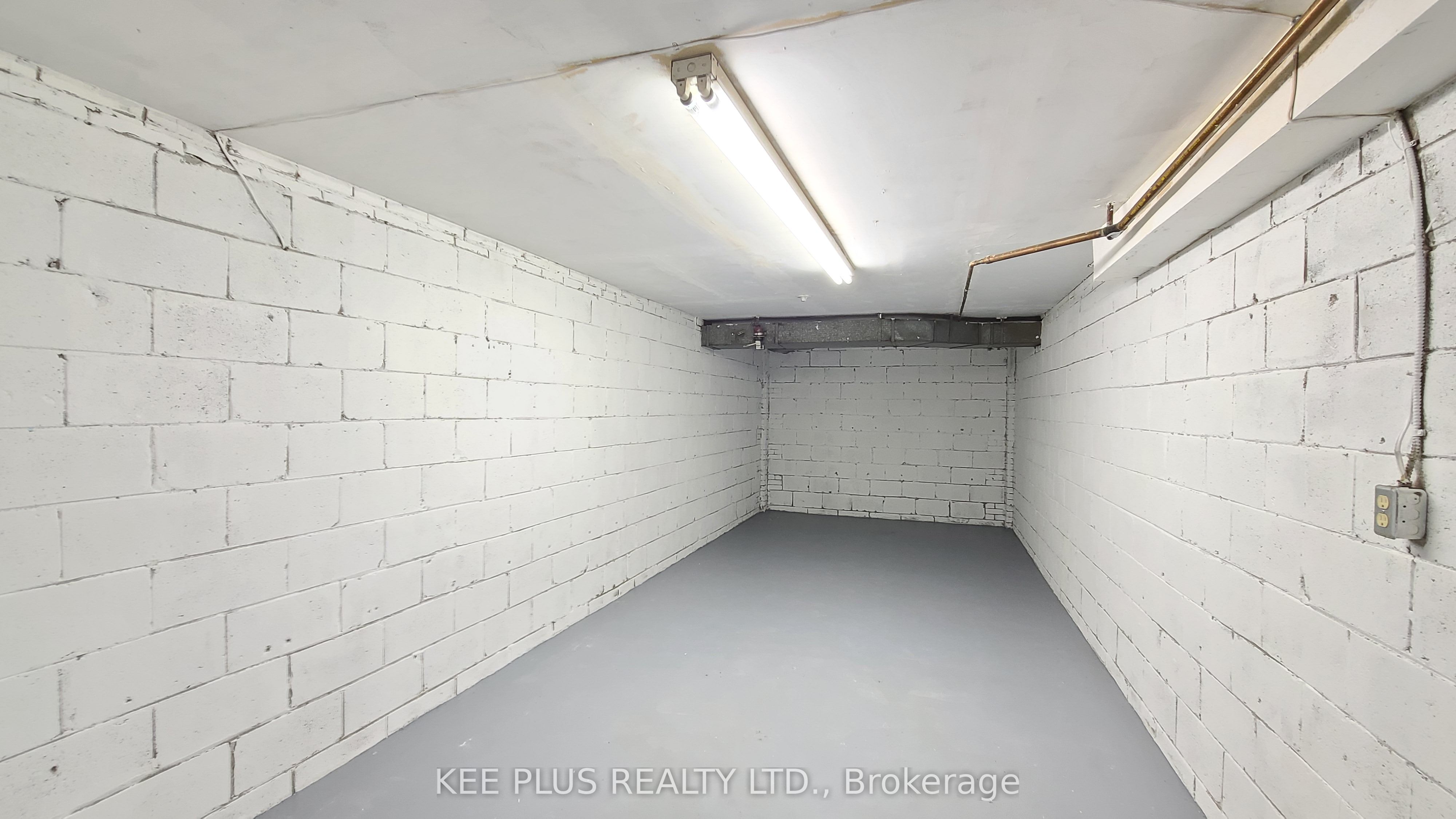 743 Birchmount Road B4 Property Photo 1