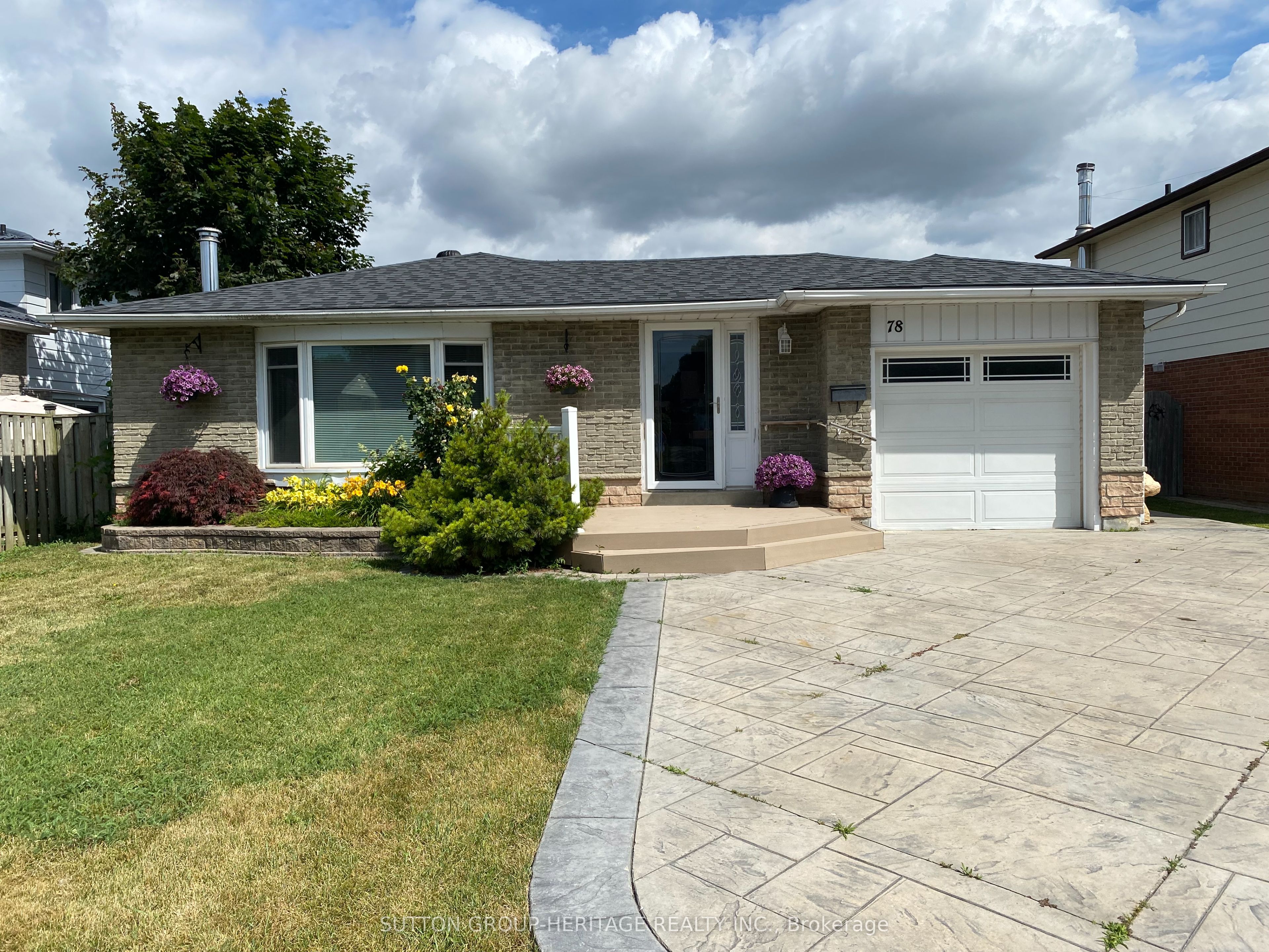 78 Pittmann Crescent Property Photo 1