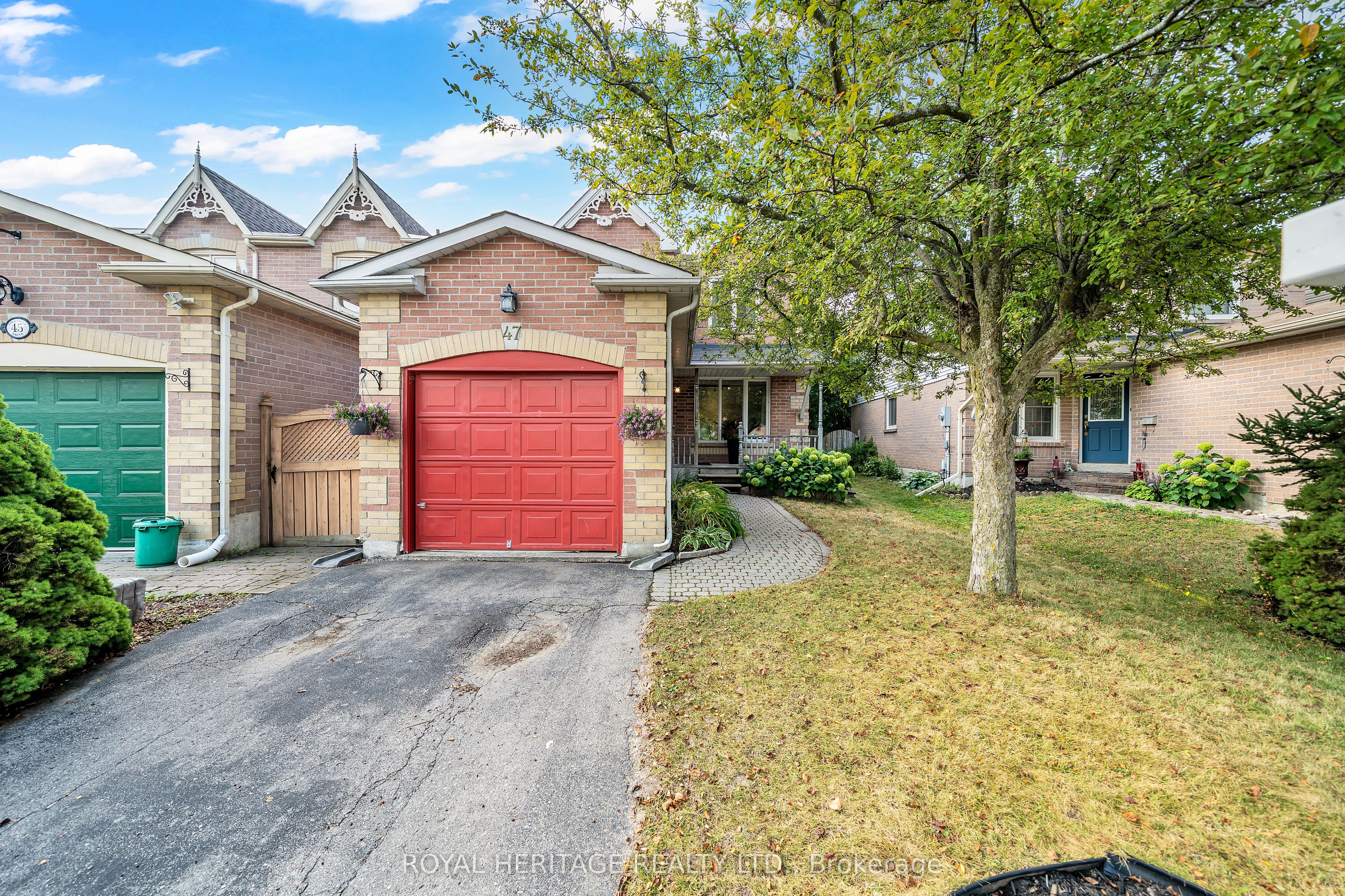 47 Yorkville Drive Property Photo 1