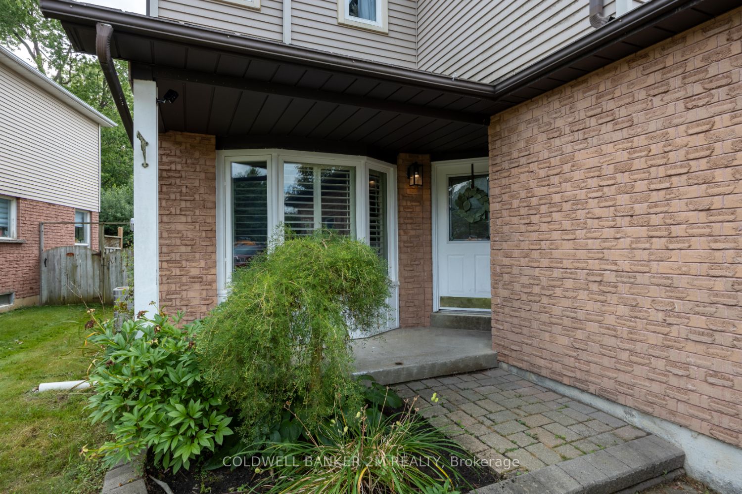 11 Parklawn Dr Property Photo 1