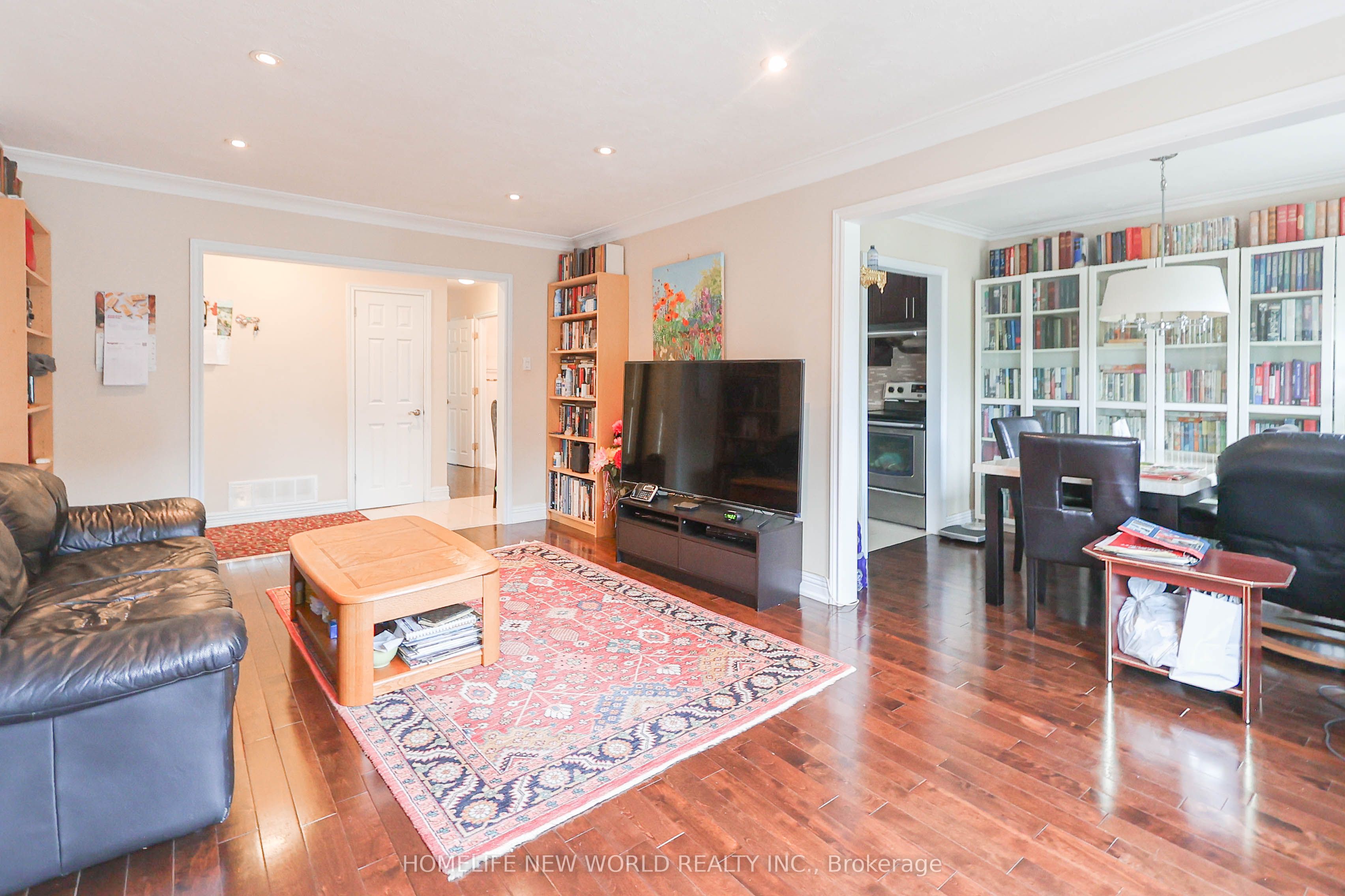 34 Greylawn Crescent Property Photo 14