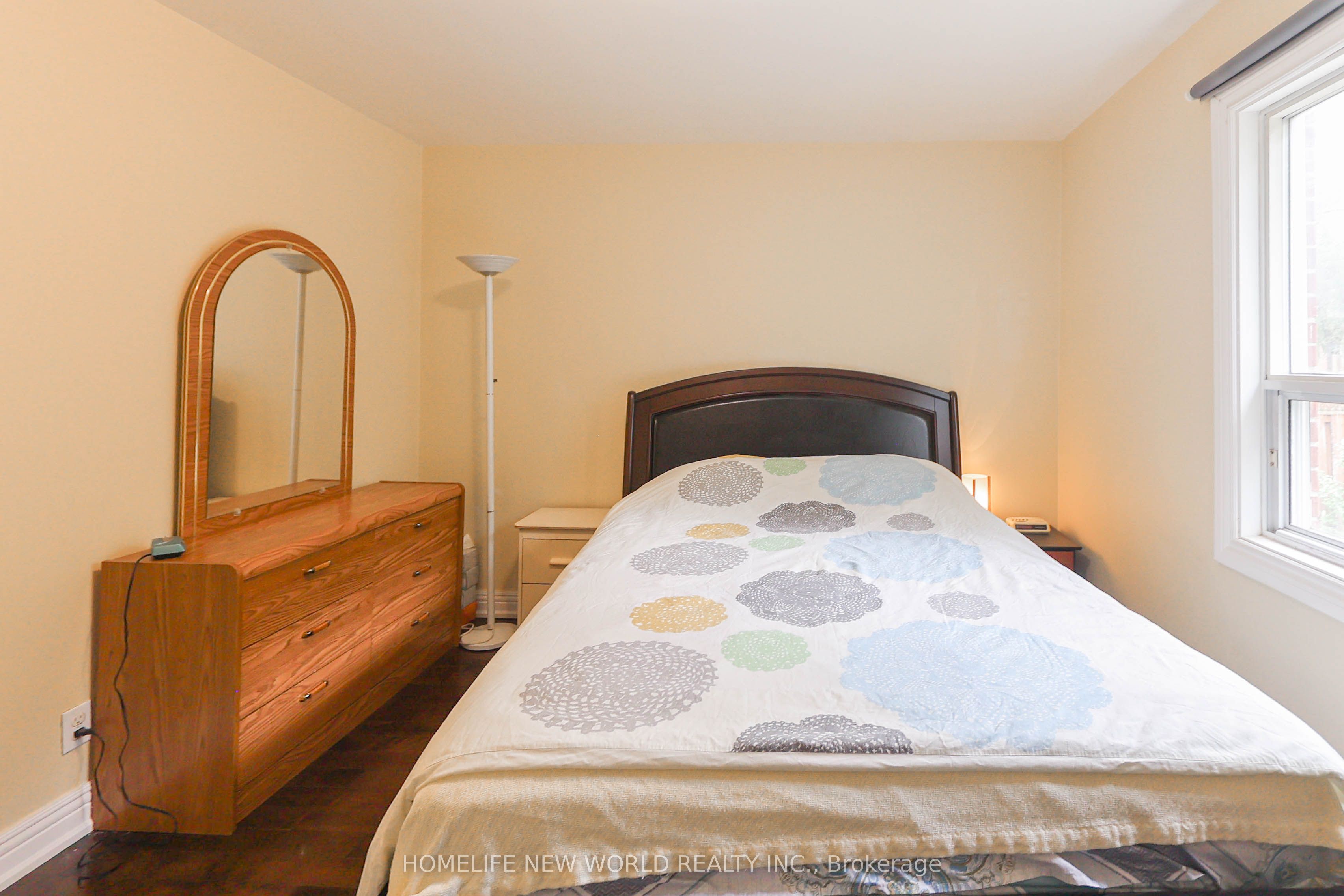 34 Greylawn Crescent Property Photo 22