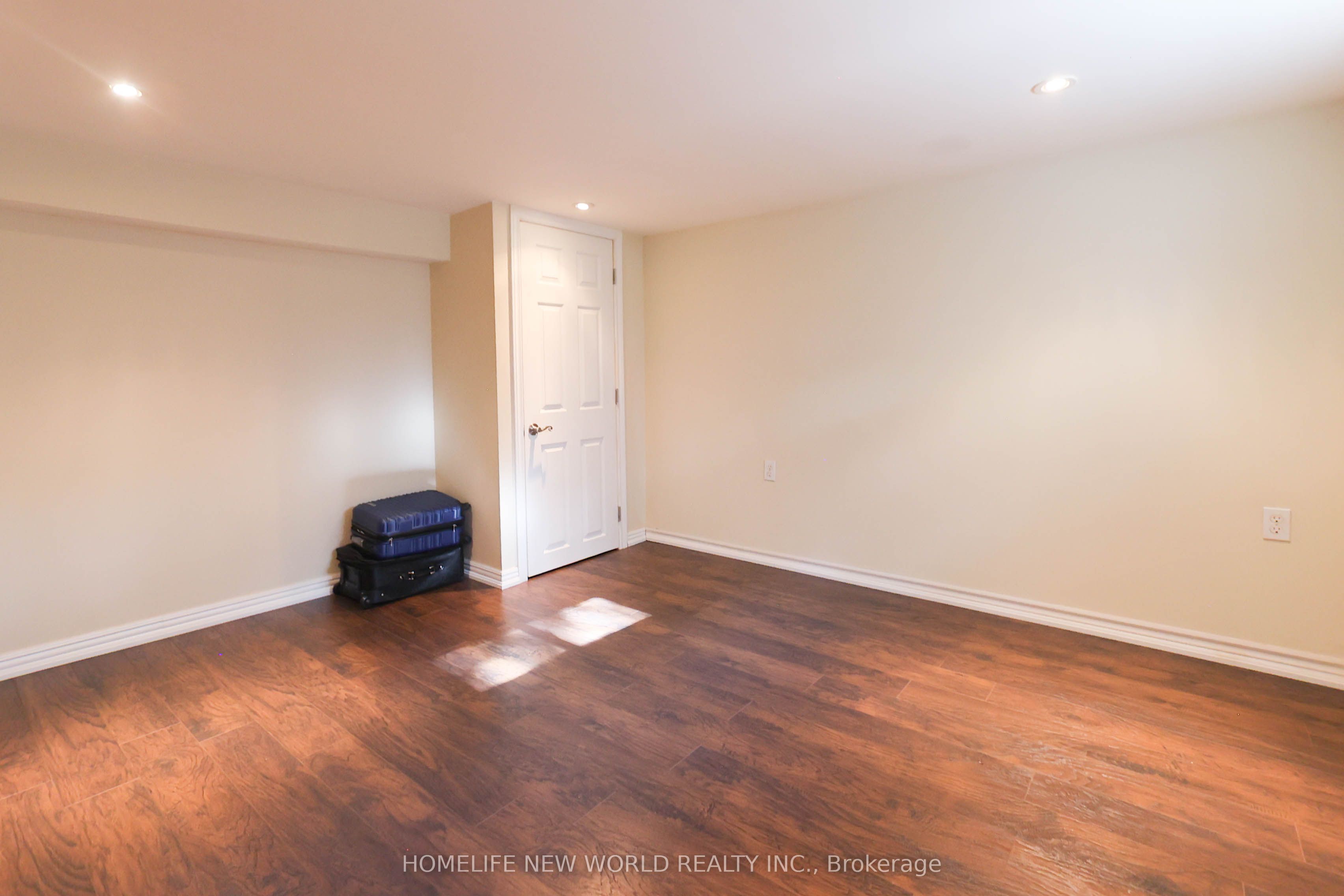 34 Greylawn Crescent Property Photo 43