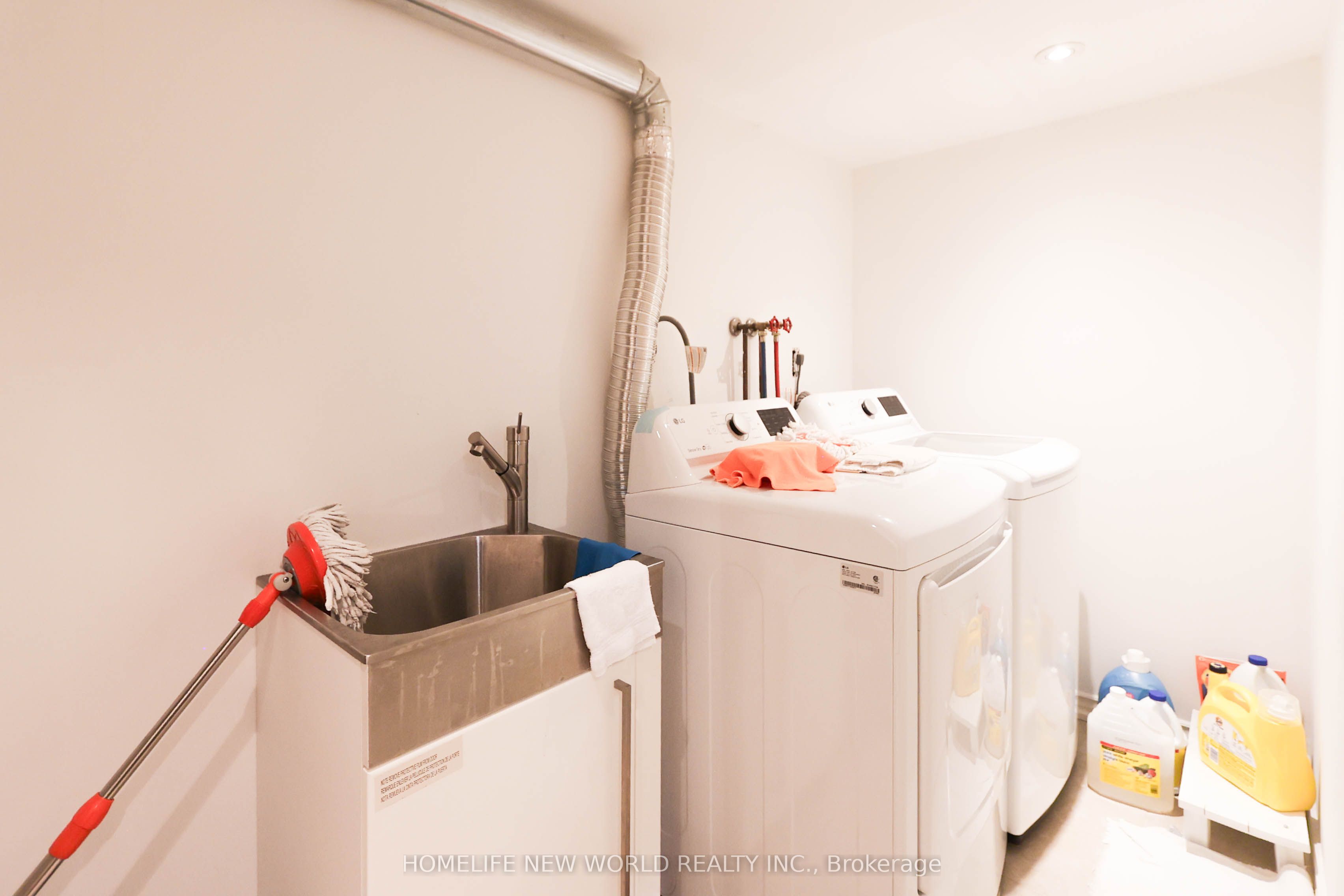 34 Greylawn Crescent Property Photo 47