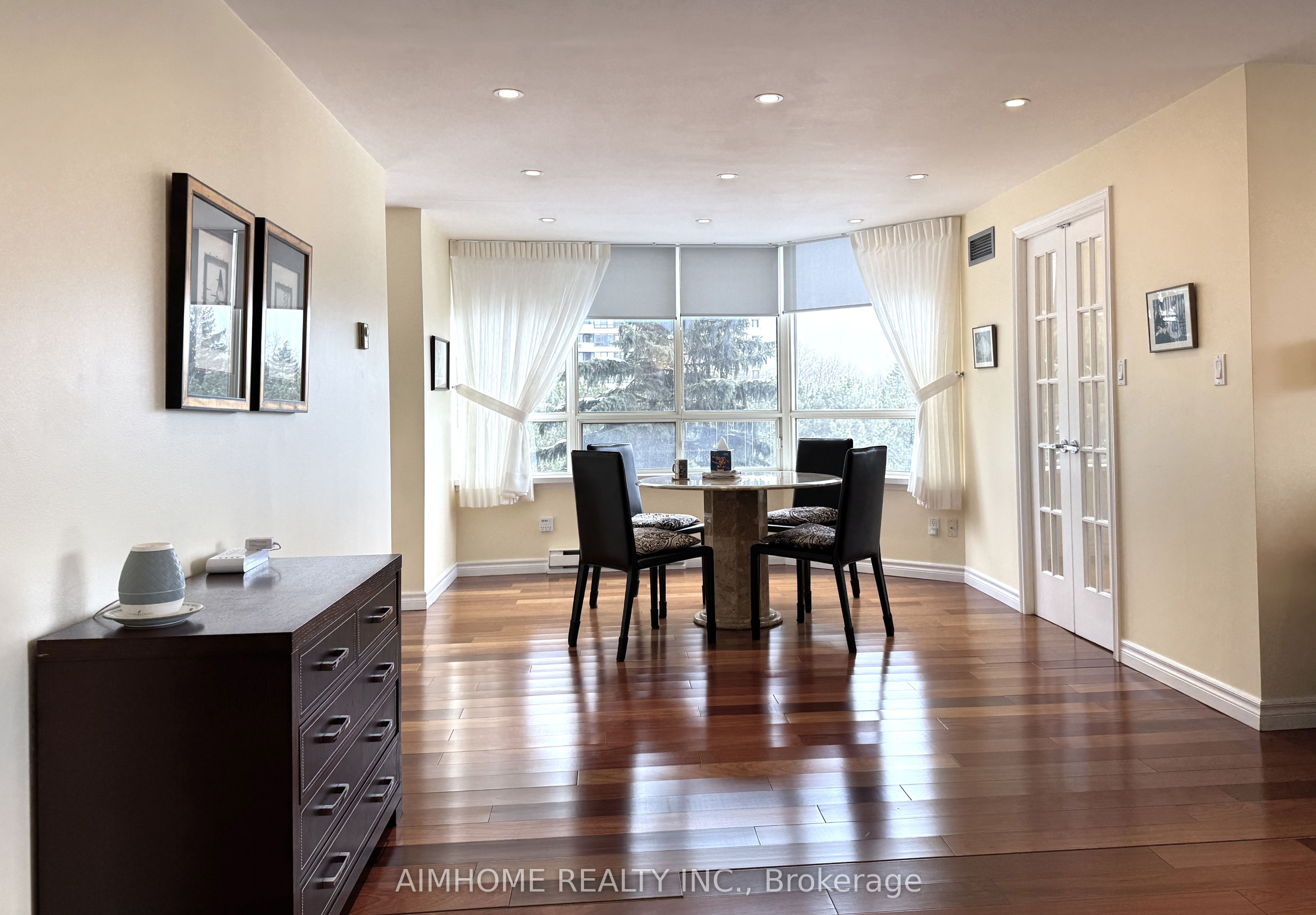 175 Bamburgh Circle 404 Property Photo 6