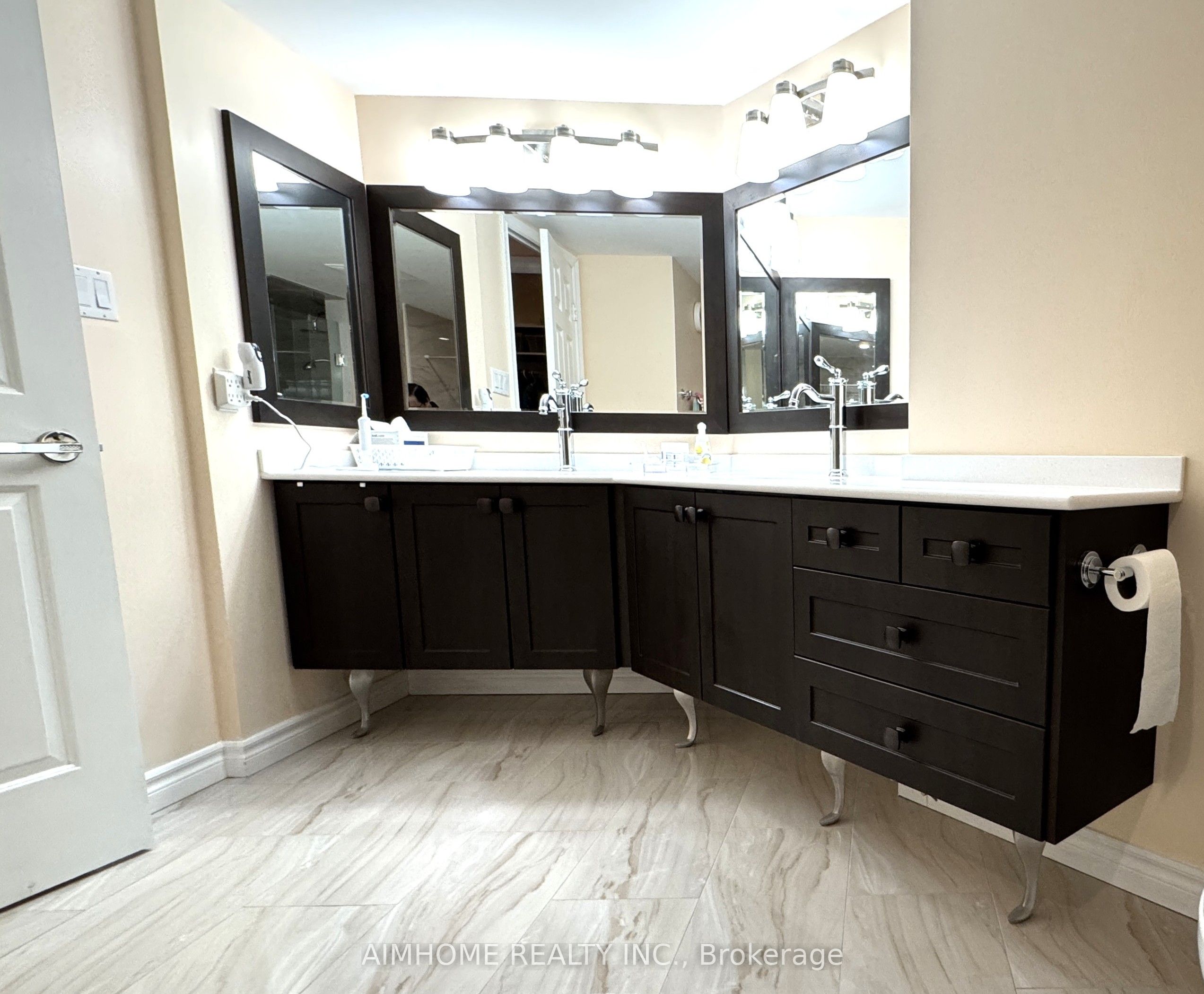 175 Bamburgh Circle 404 Property Photo 13