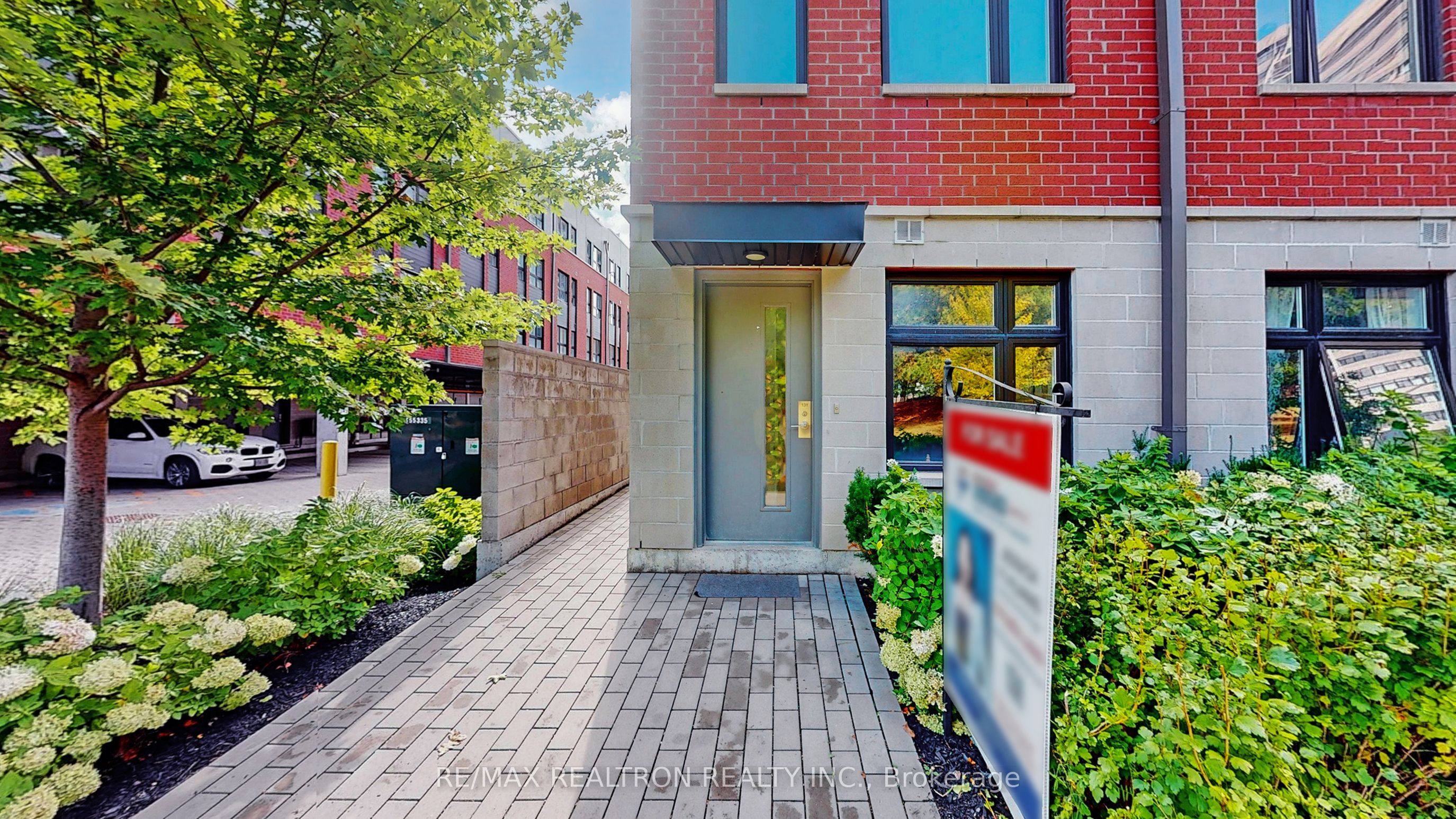 20 Echo Point 131 Property Photo 1