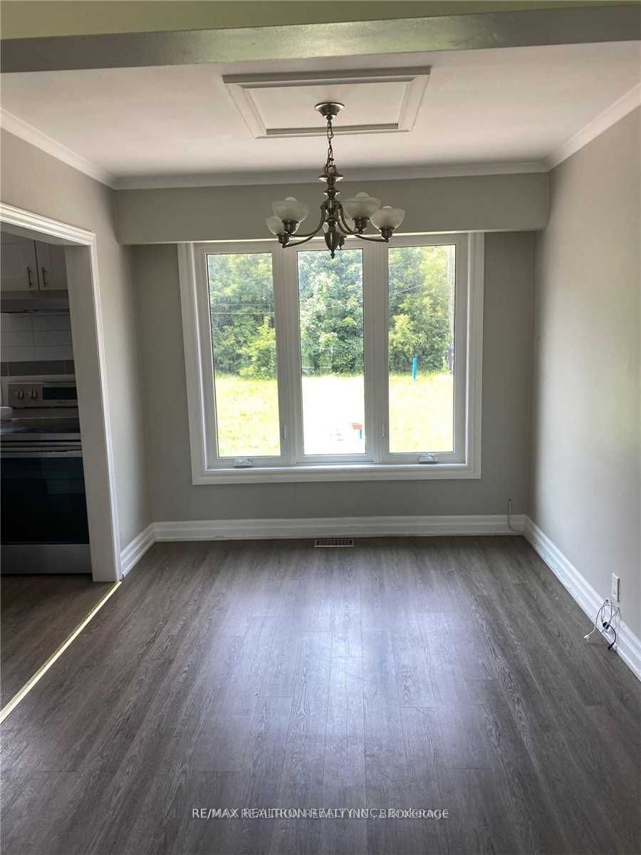 240 Markham Road Main Property Photo 3