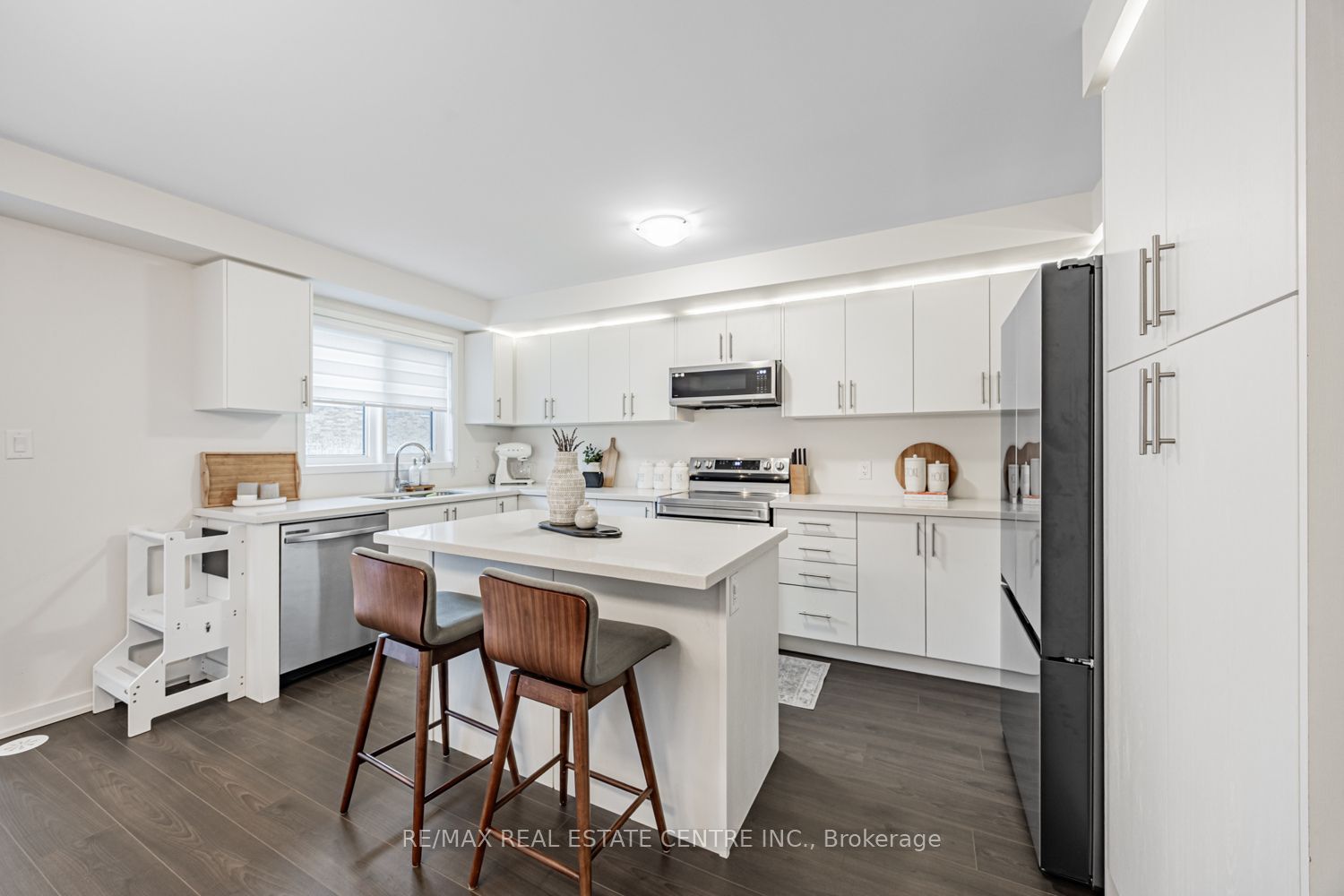 1310 Bradenton Path Property Photo 9