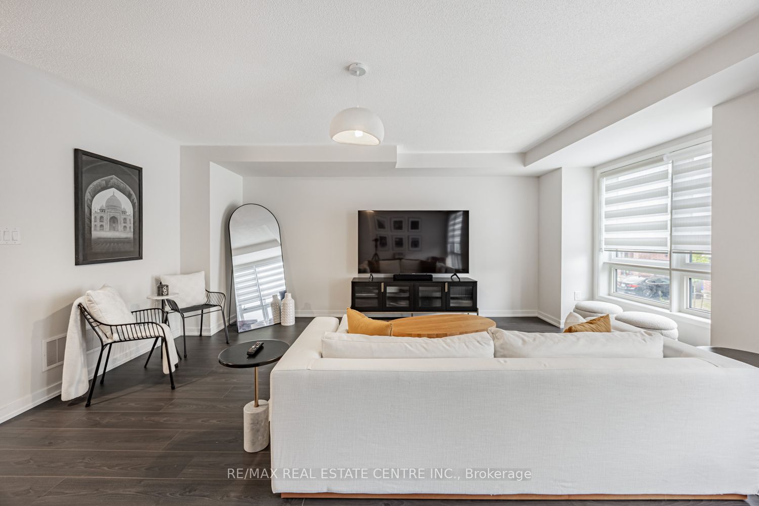 1310 Bradenton Path Property Photo 17