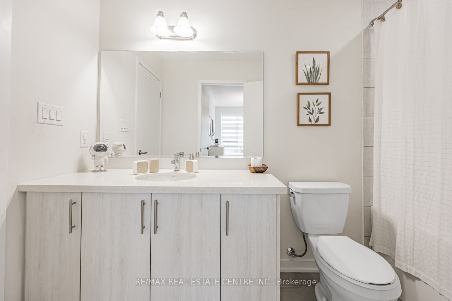 1310 Bradenton Path Property Photo 37