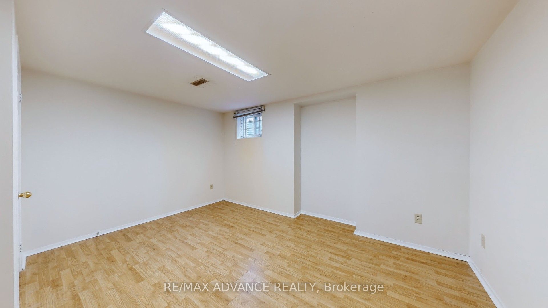 49 Havenview Road Lower Property Photo 13