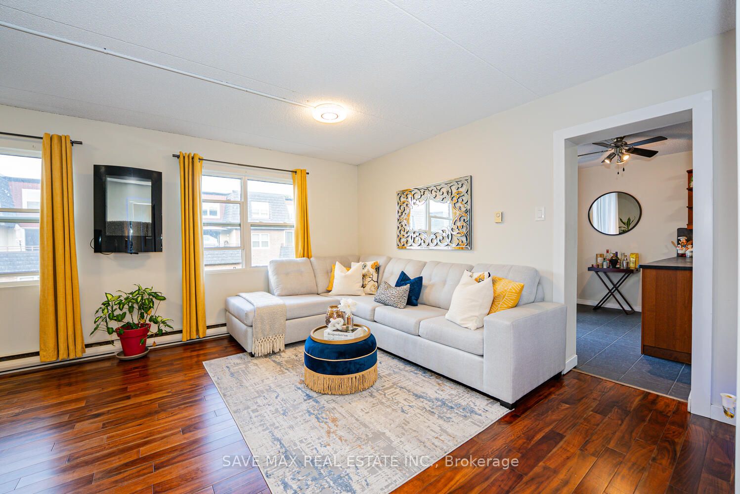 580 Mary Street E 214 Property Photo 1