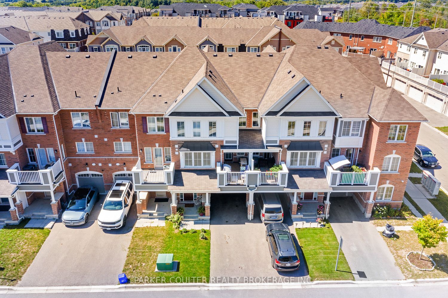 2479 Fall Harvest Cres Property Photo 1