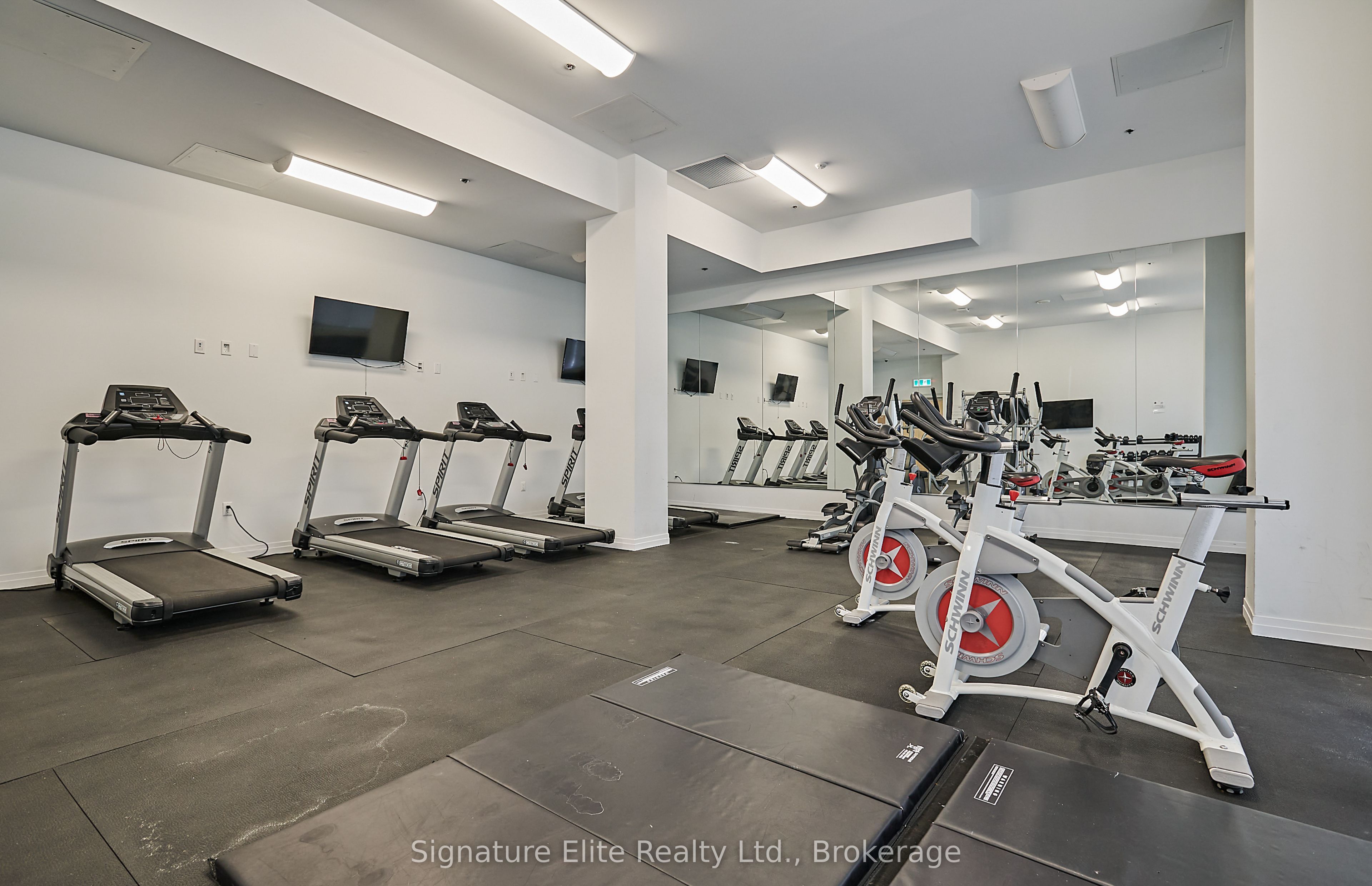 1900 Simcoe Street N 539 Property Photo 14