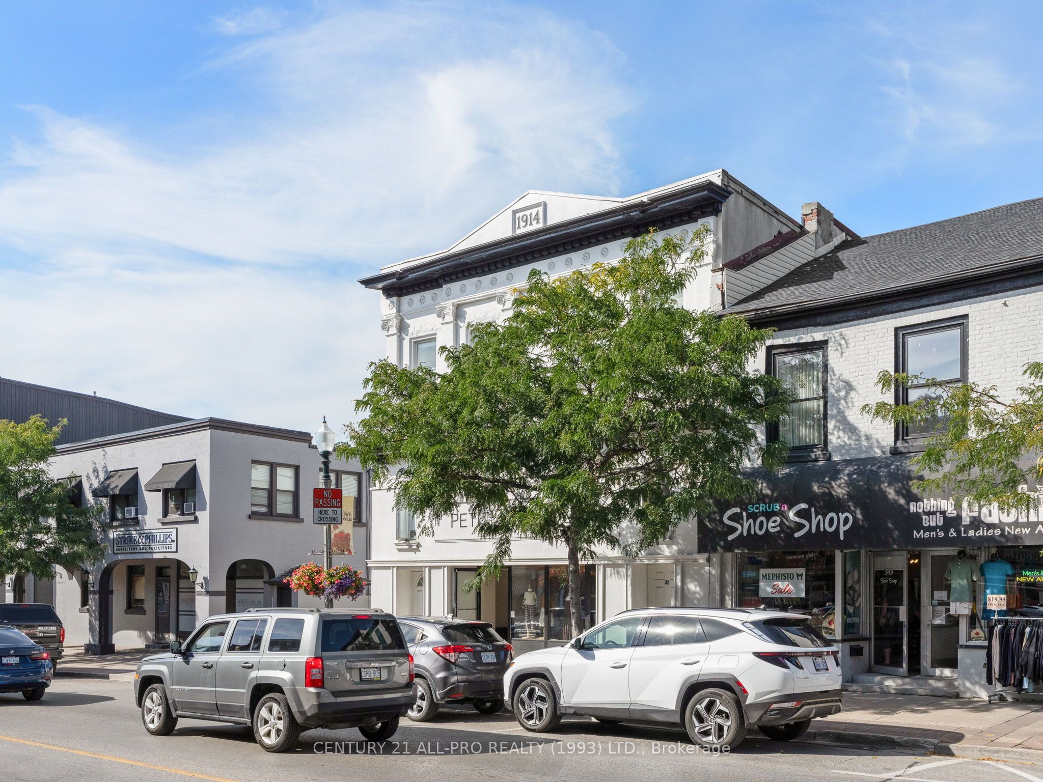 34 W King Street W Property Photo 7