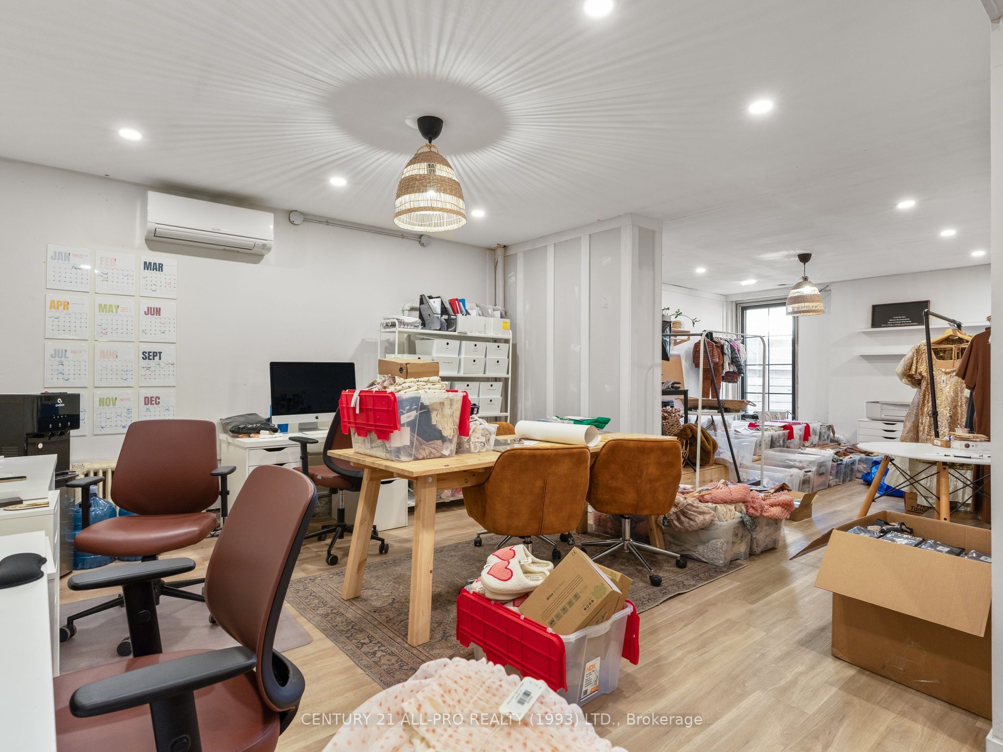 34 W King Street W Property Photo 21