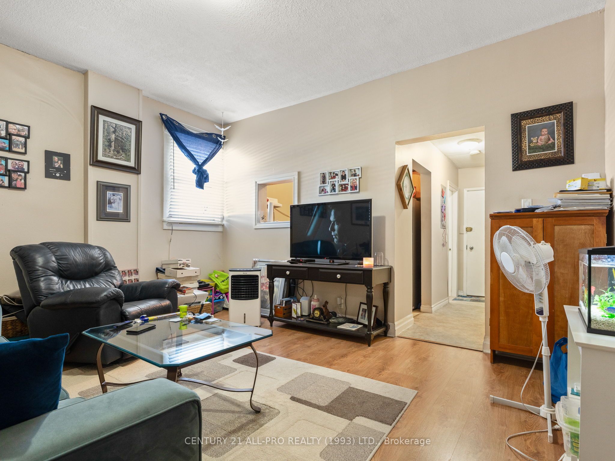 34 W King Street W Property Photo 41