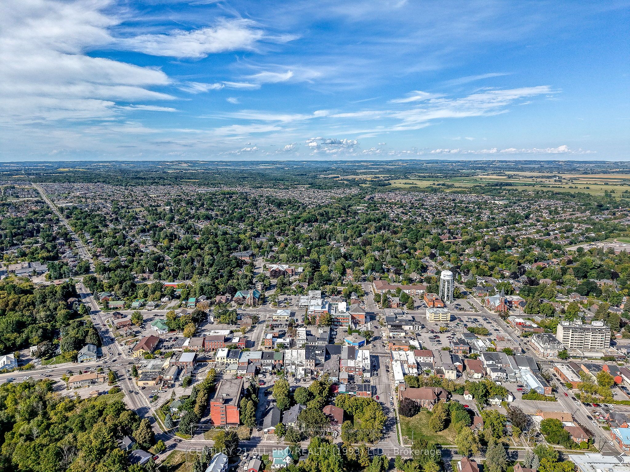 34 W King Street W Property Photo 49