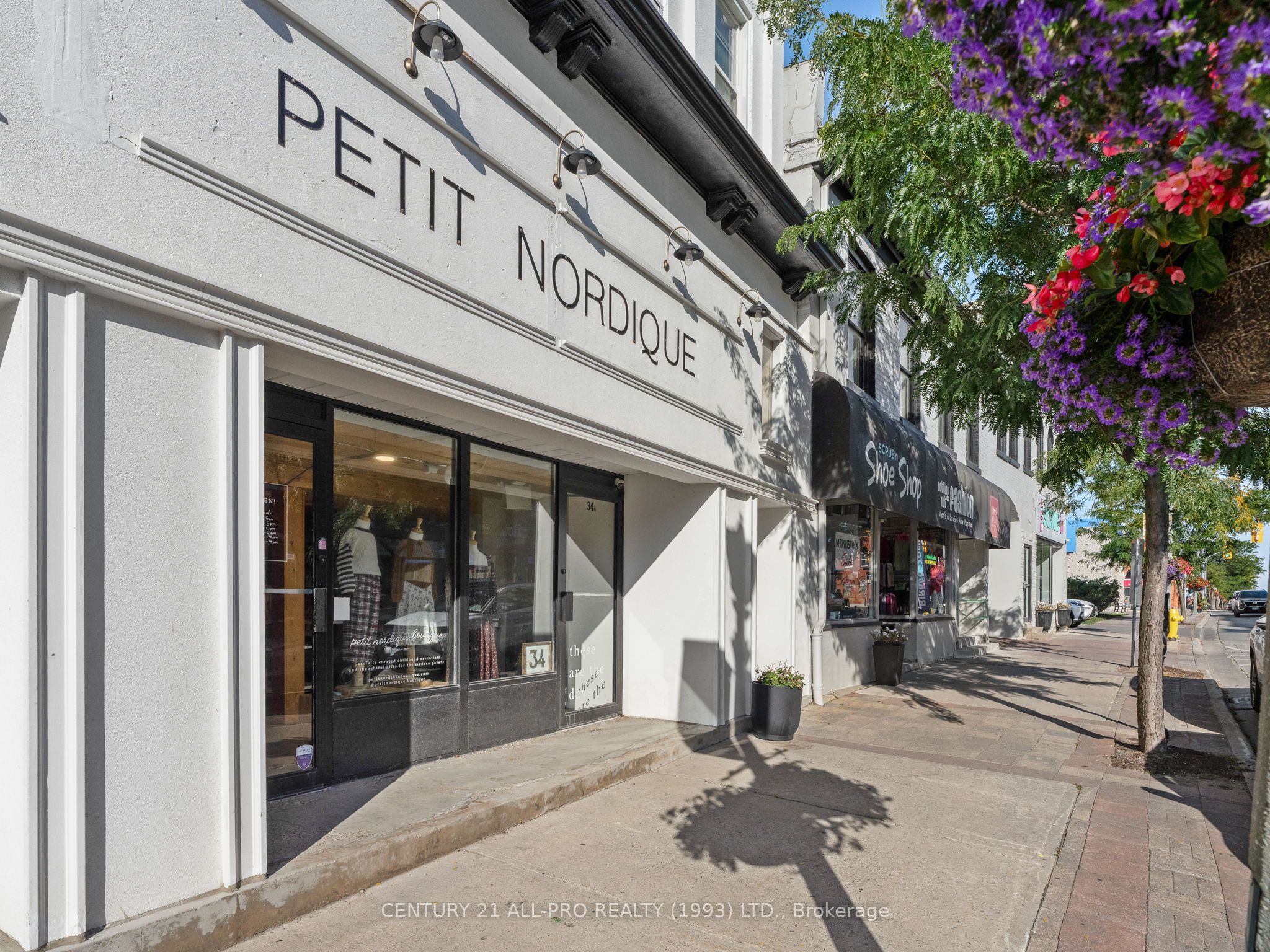 34 W King Street W Property Photo 50