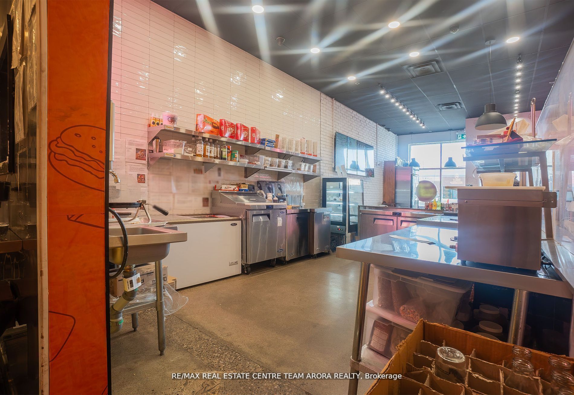 5651 Steeles Avenue E 6 Property Photo 9