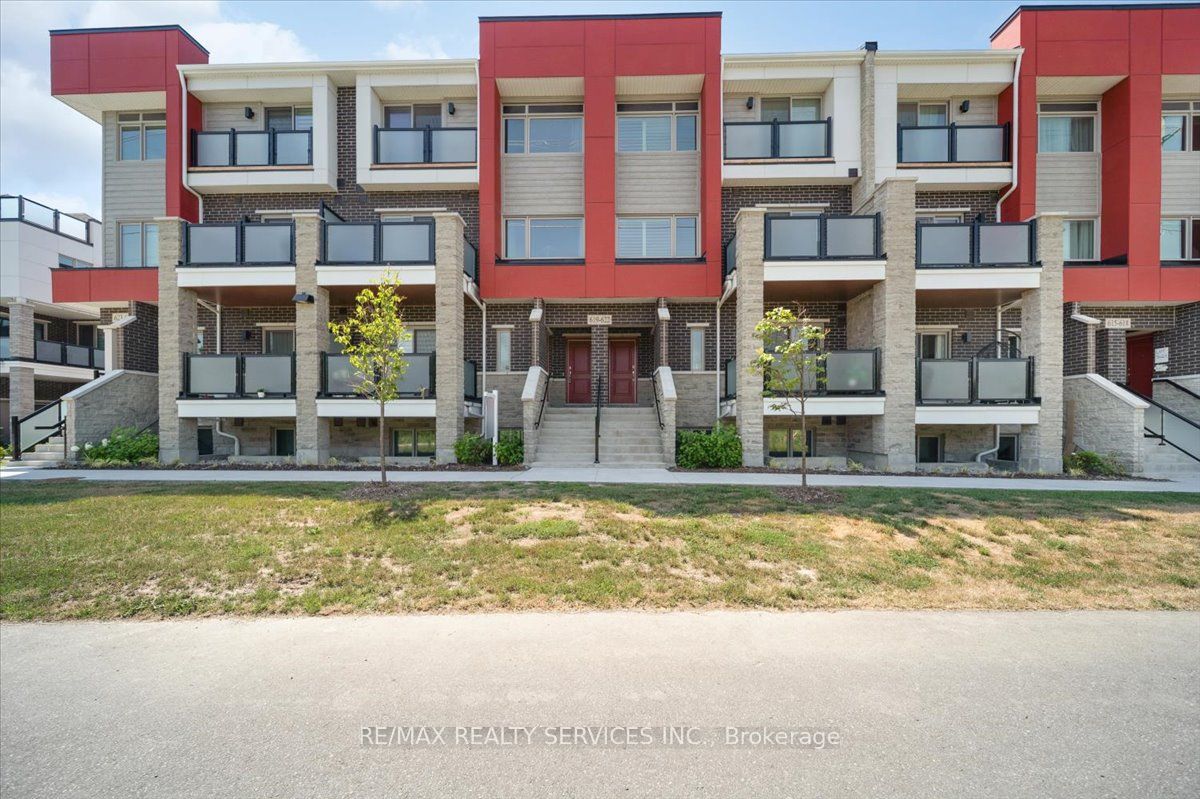 1034 Reflection Place 622 Property Photo 1