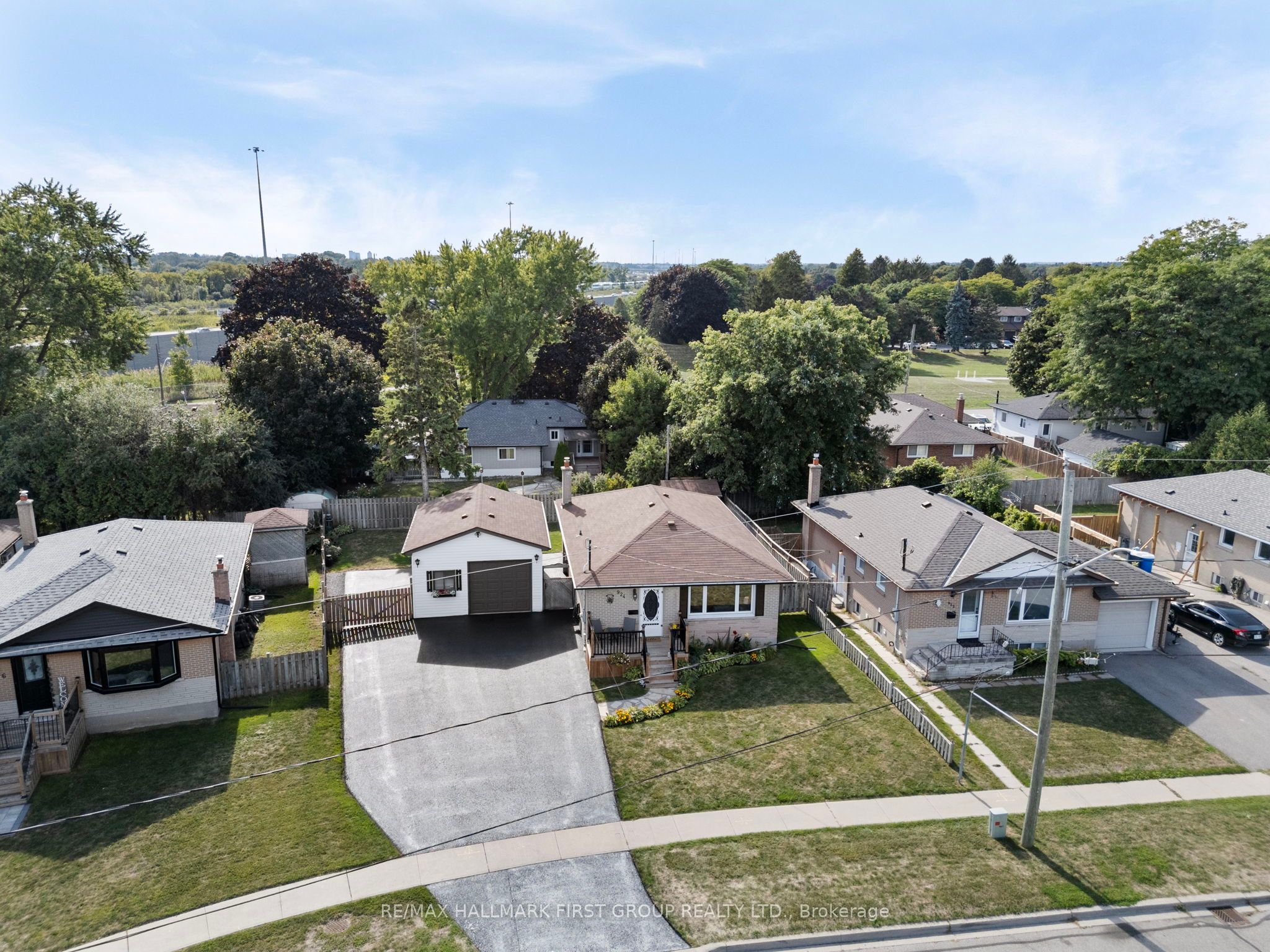 924 Mccullough Drive Property Photo 1