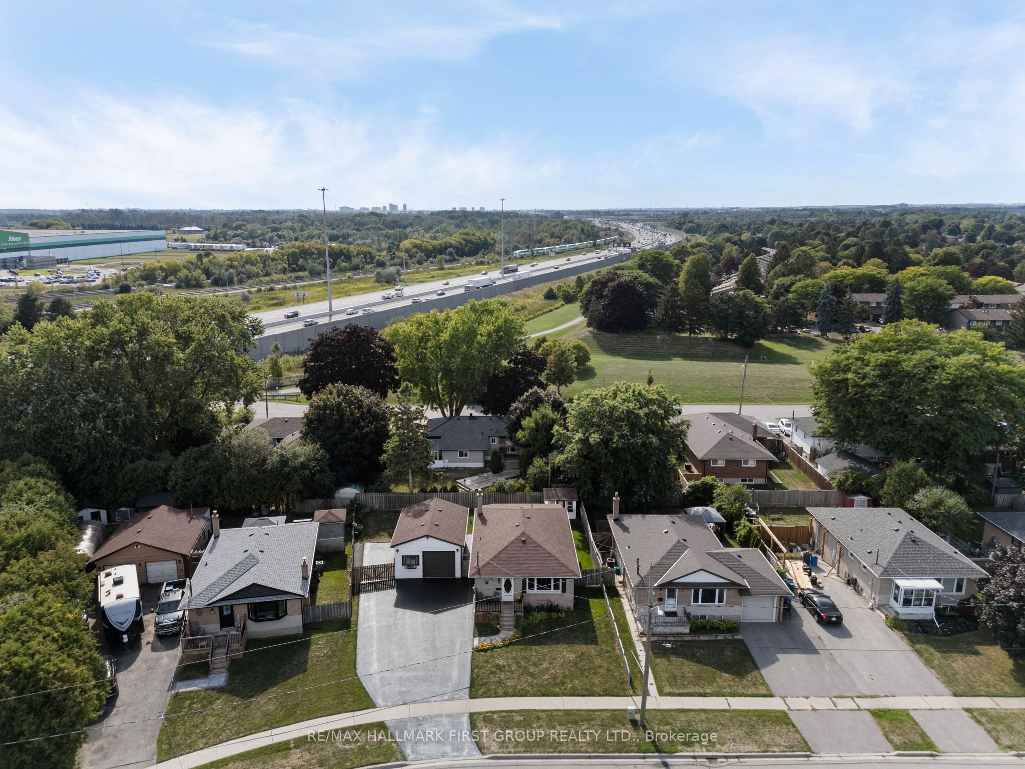 924 Mccullough Drive Property Photo 6