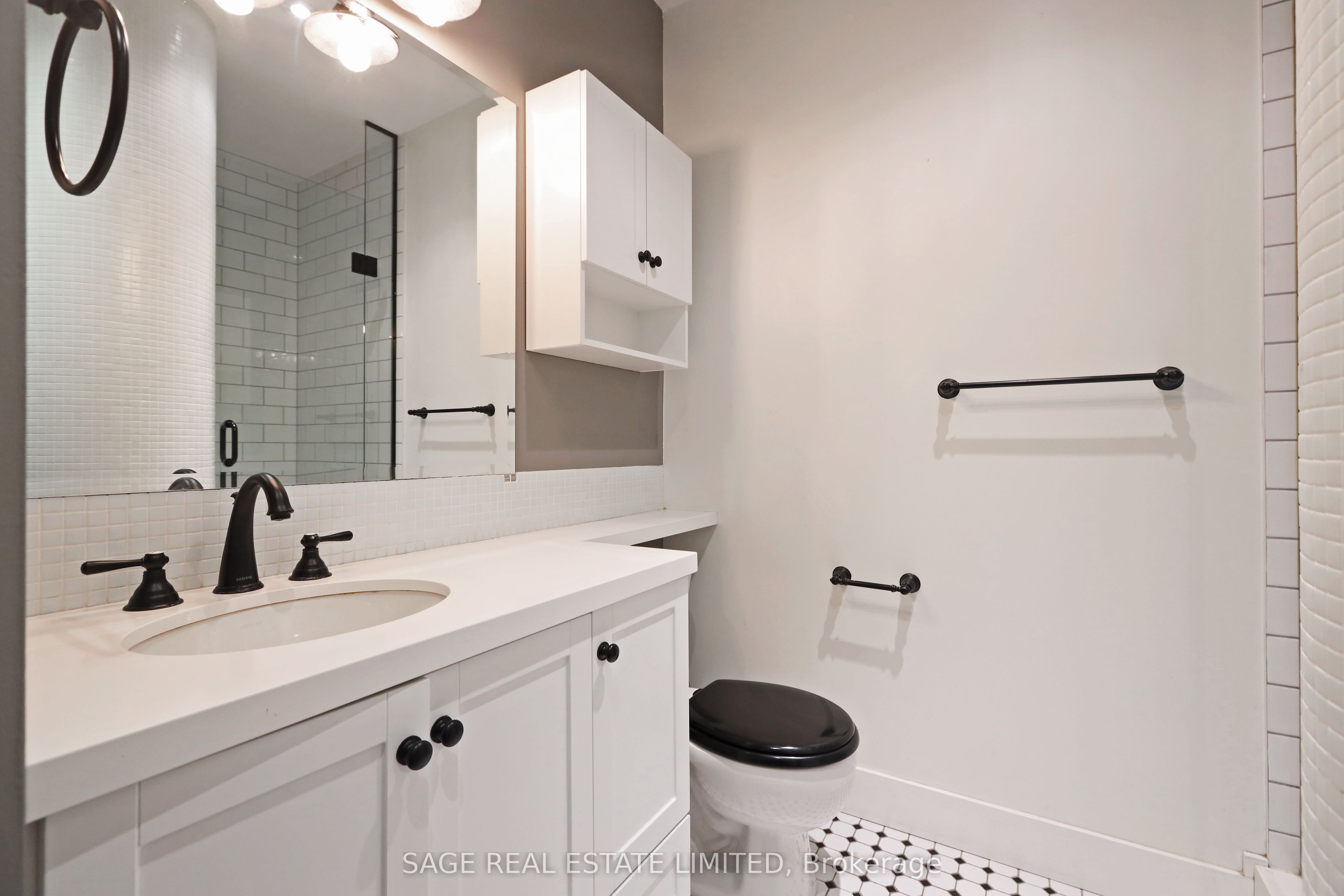 233 Carlaw Avenue 310 Property Photo 11