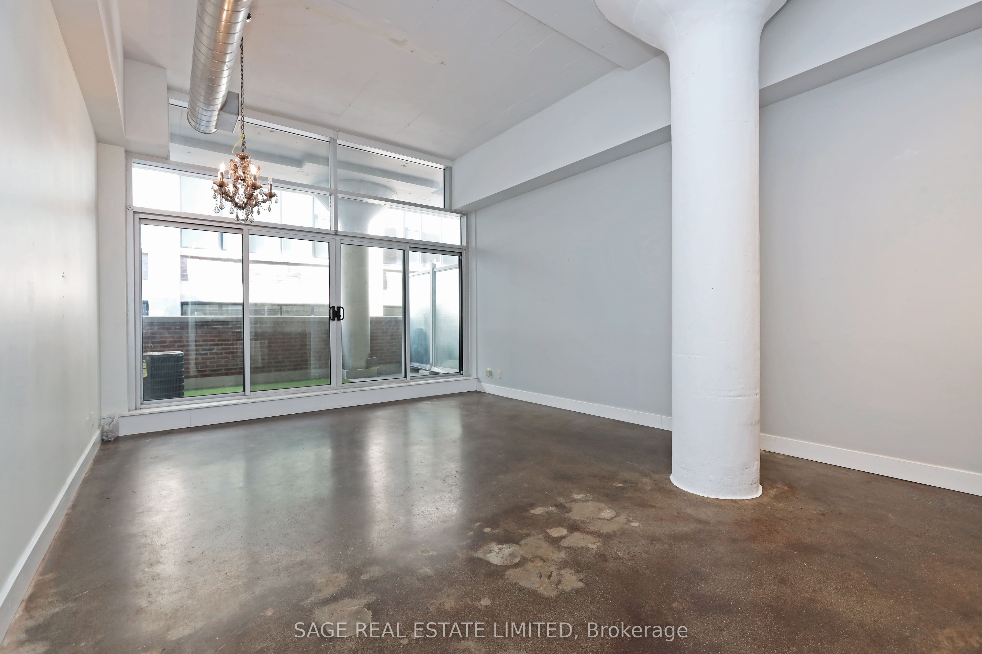 233 Carlaw Avenue 310 Property Photo 25