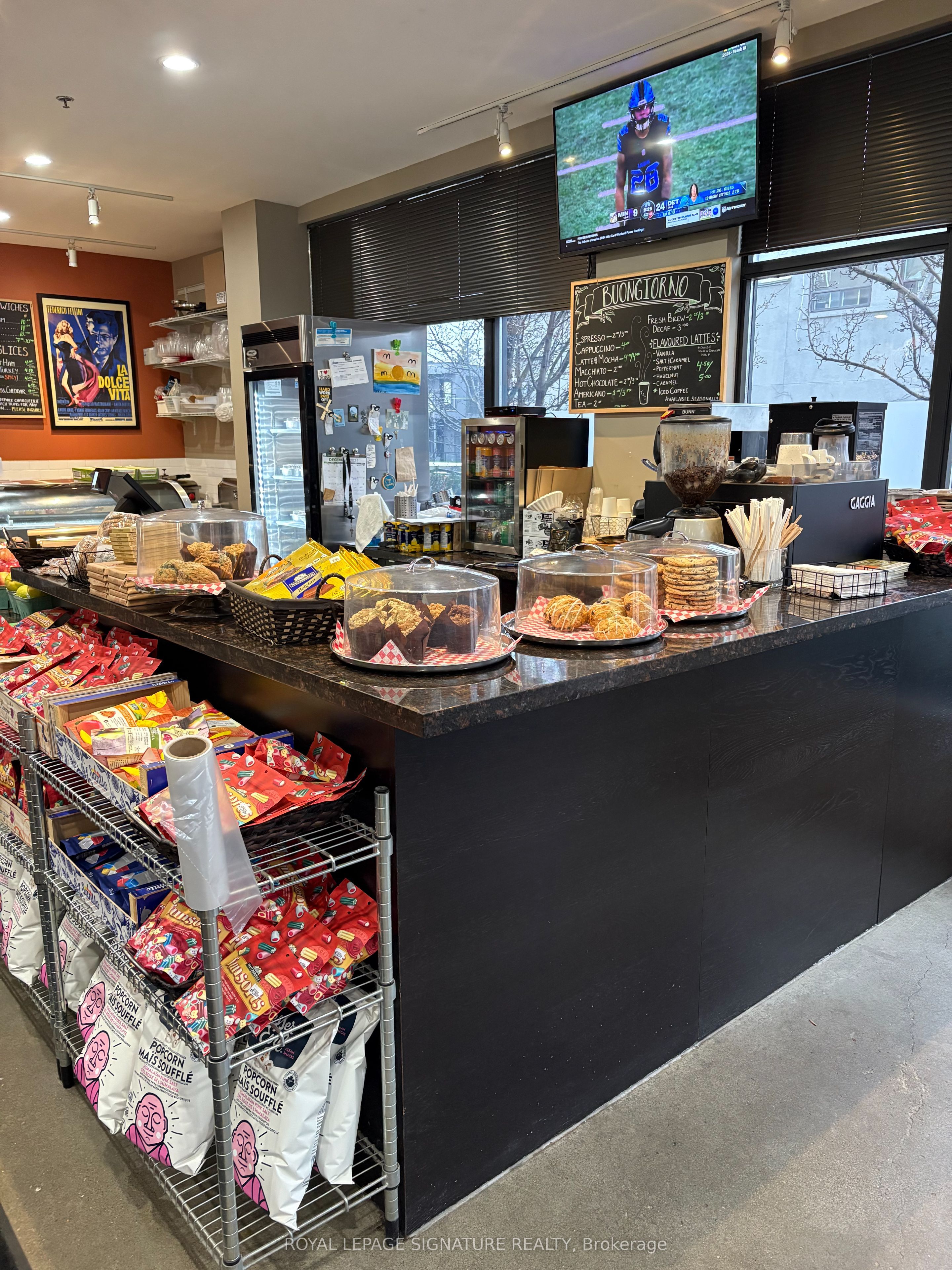 158 Fallingbrook Road Property Photo 1