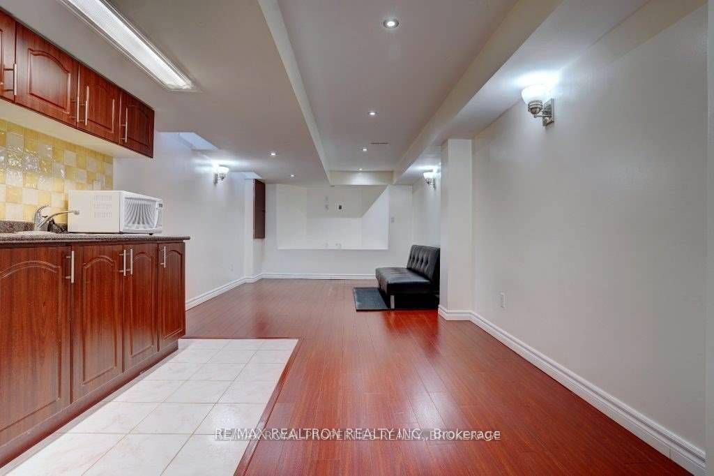 105 Millcar Drive Bsmt Property Photo 7