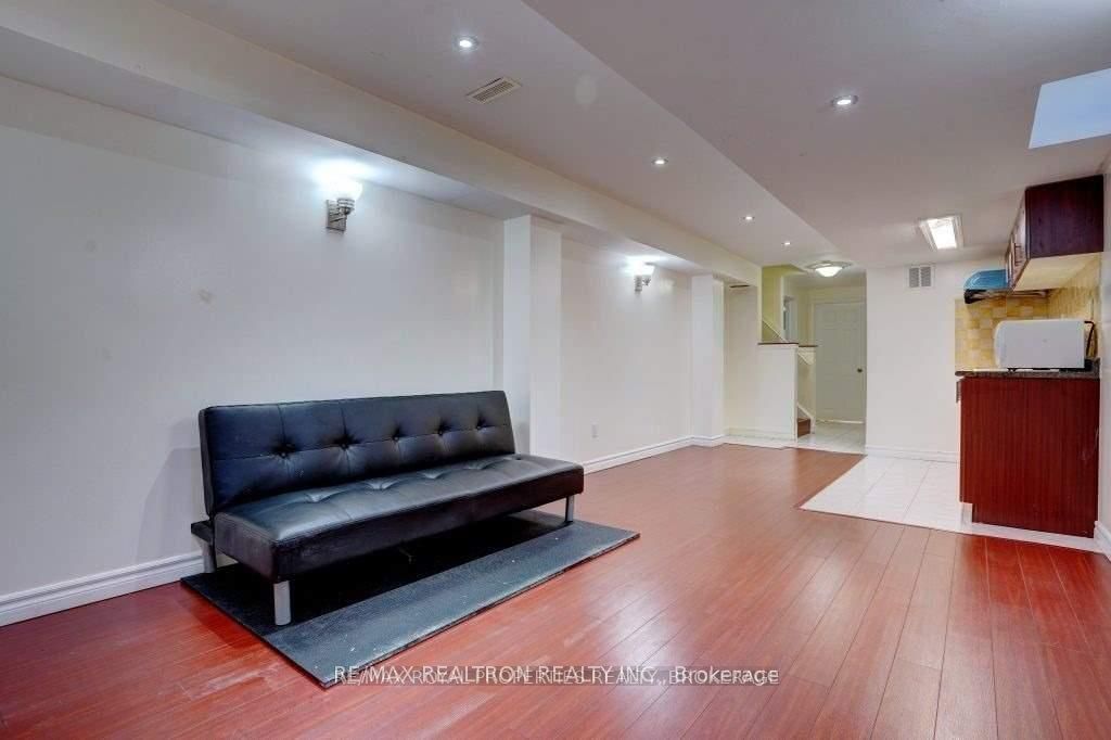 105 Millcar Drive Bsmt Property Photo 11