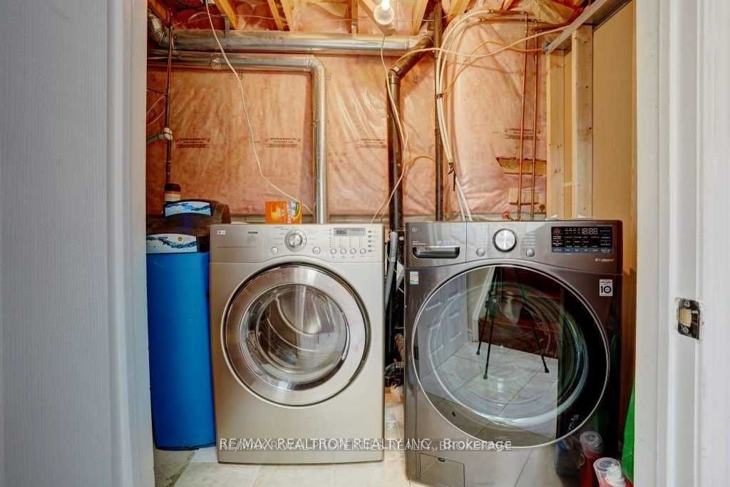 105 Millcar Drive Bsmt Property Photo 17