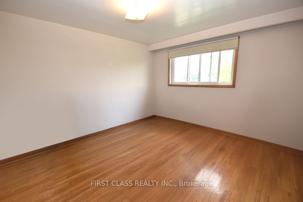 82 Gooderham Drive Property Photo 10