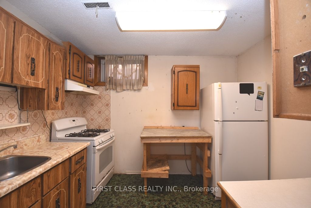 82 Gooderham Drive Property Photo 19