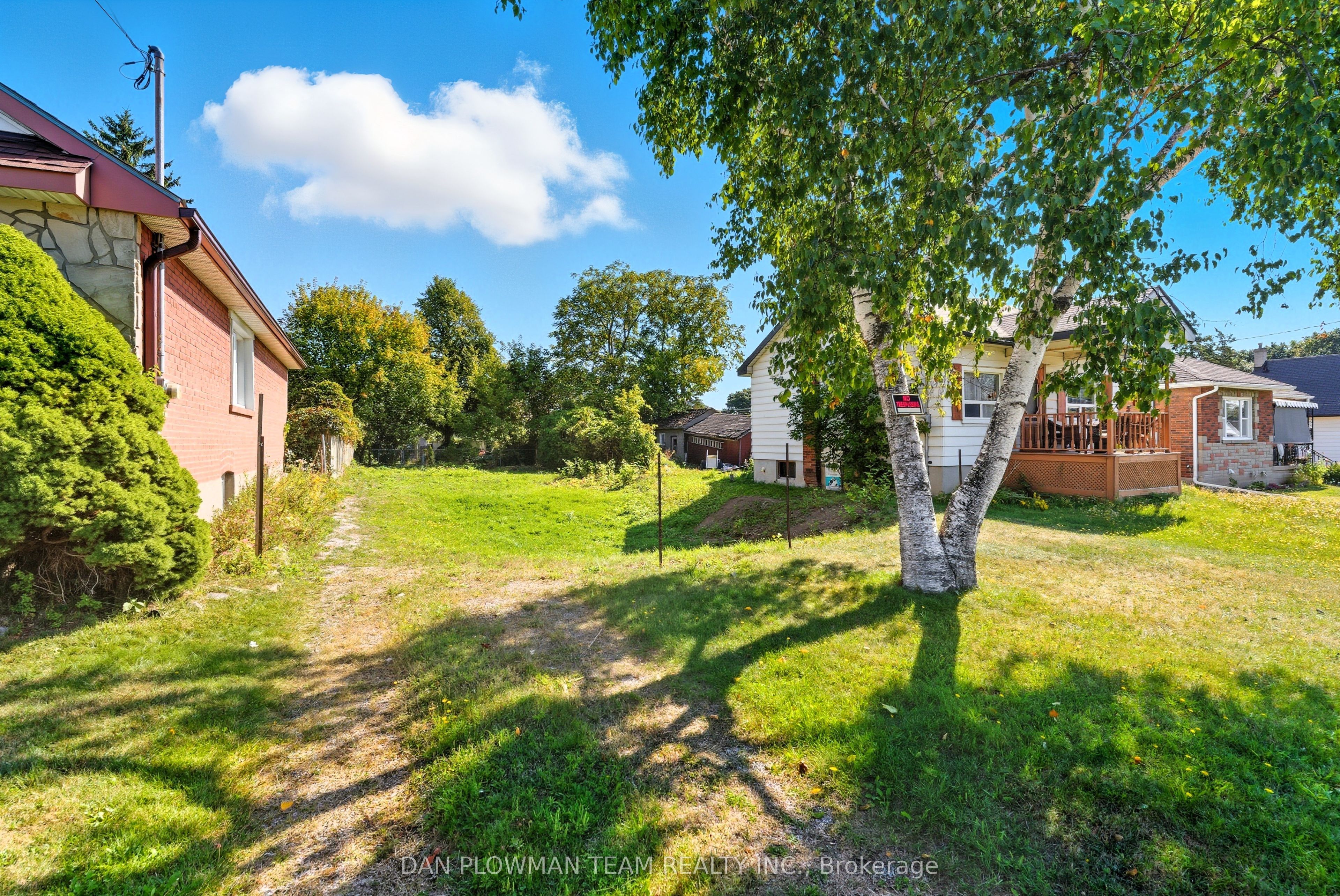 177 Wilson Rd S Property Photo 3