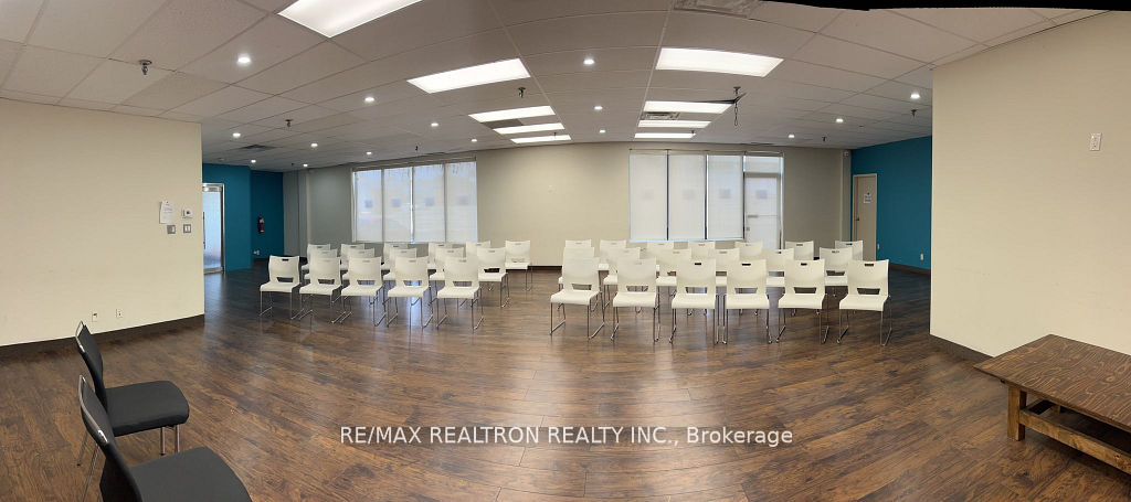 480 Tapscott Road W 5-7 Property Photo 7