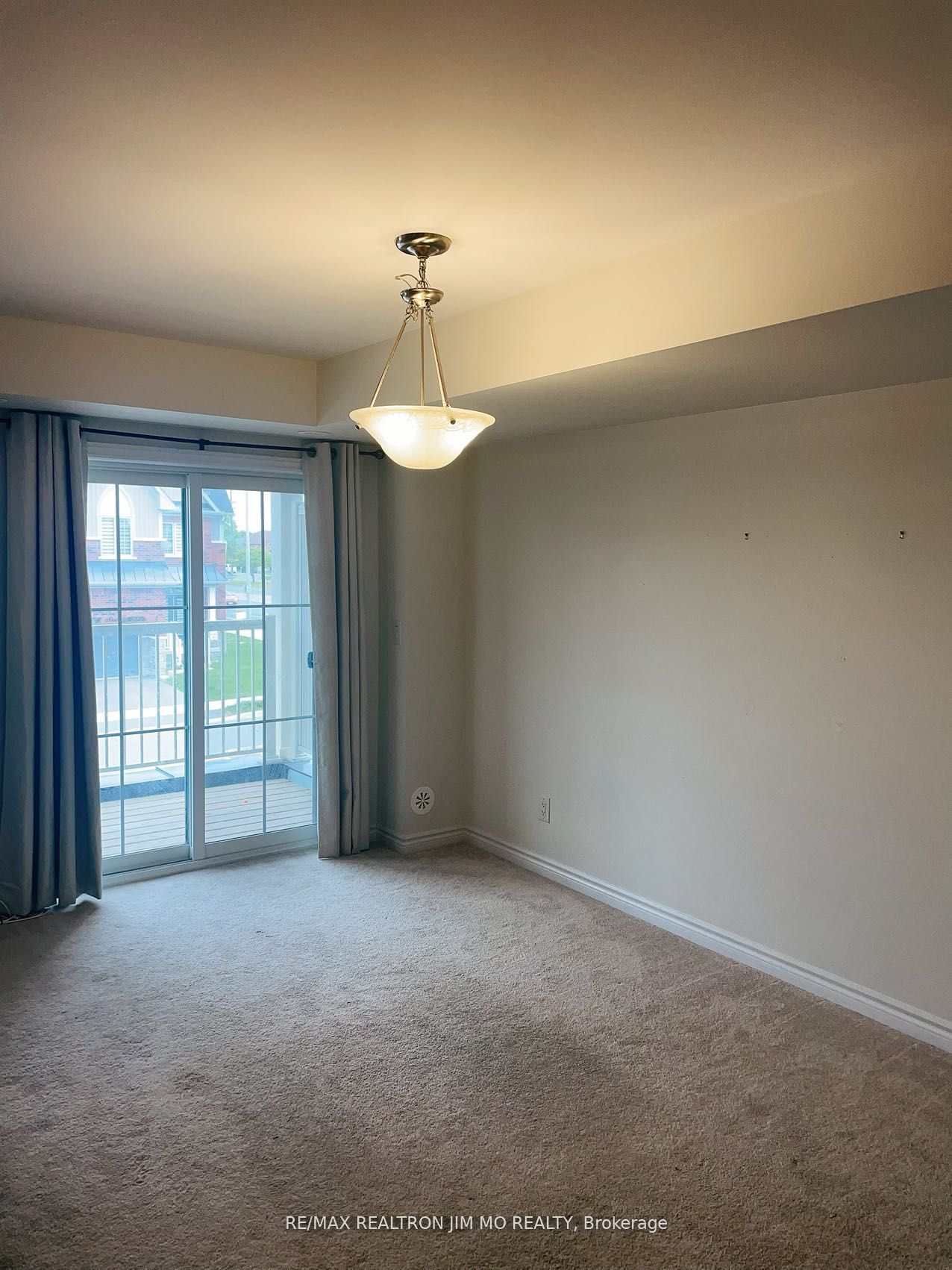 83 Sutcliffe Drive Property Photo 7