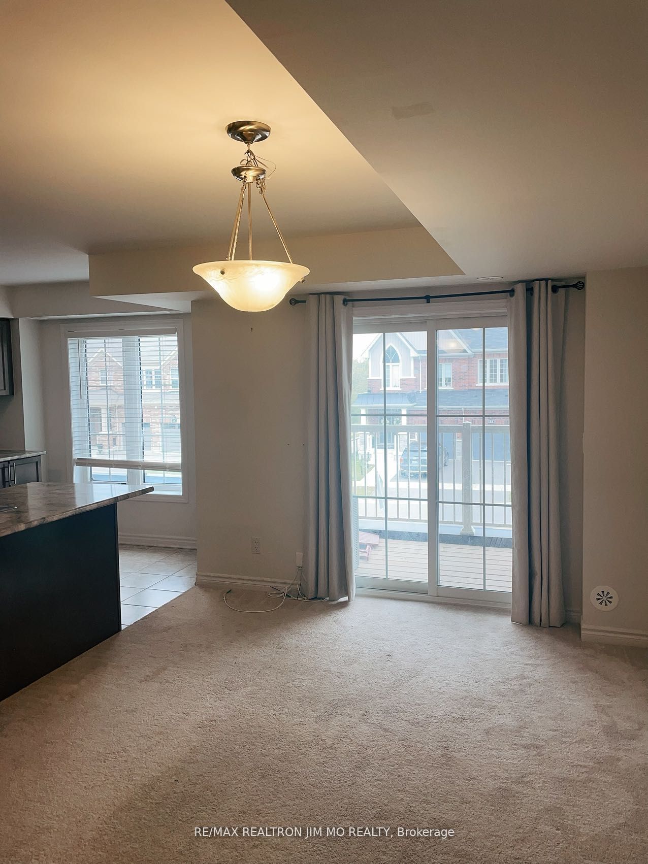 83 Sutcliffe Drive Property Photo 8