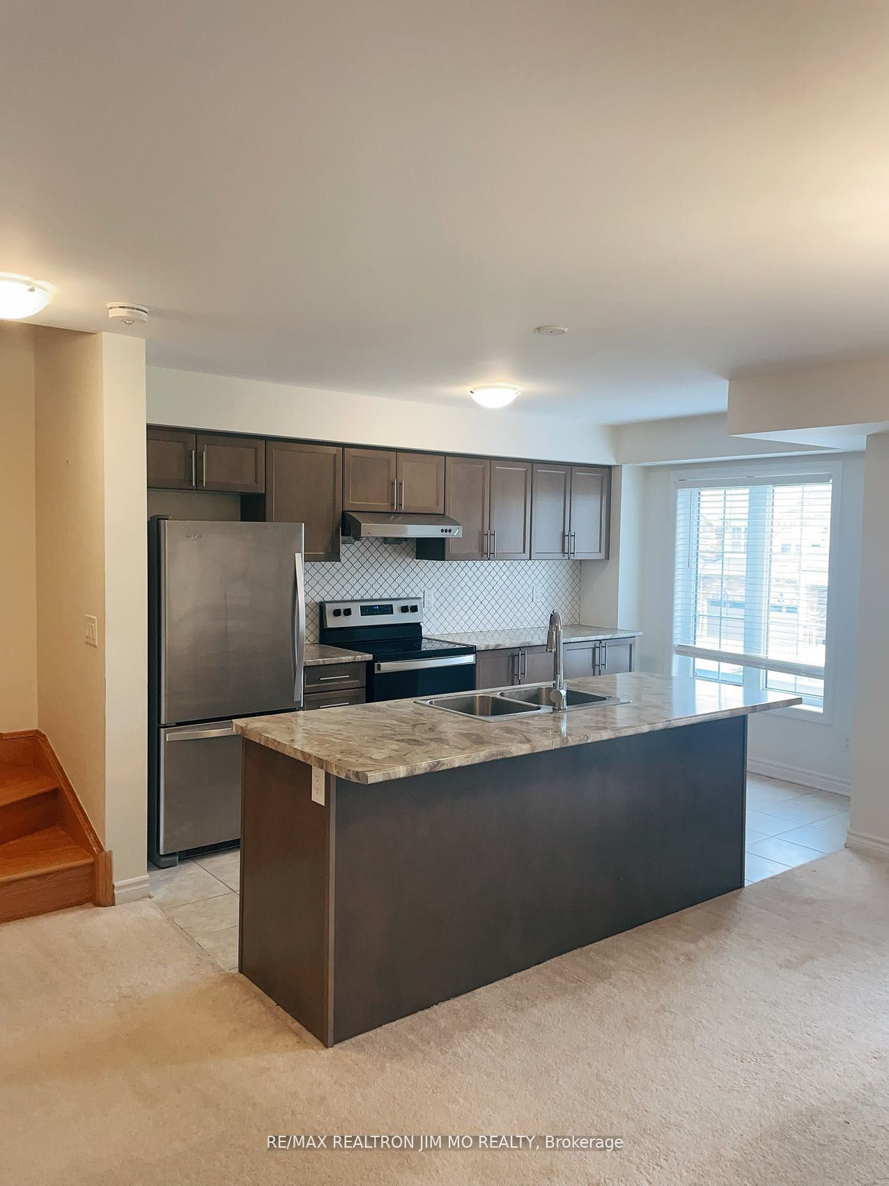 83 Sutcliffe Drive Property Photo 12