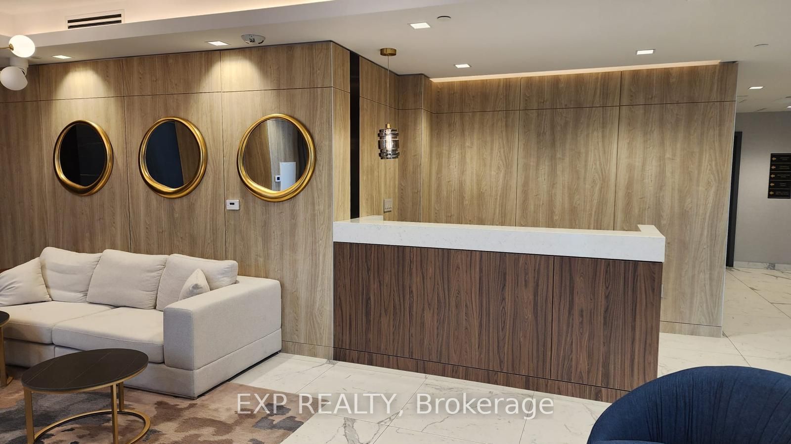 1010 Dundas Street 520 Property Photo 15